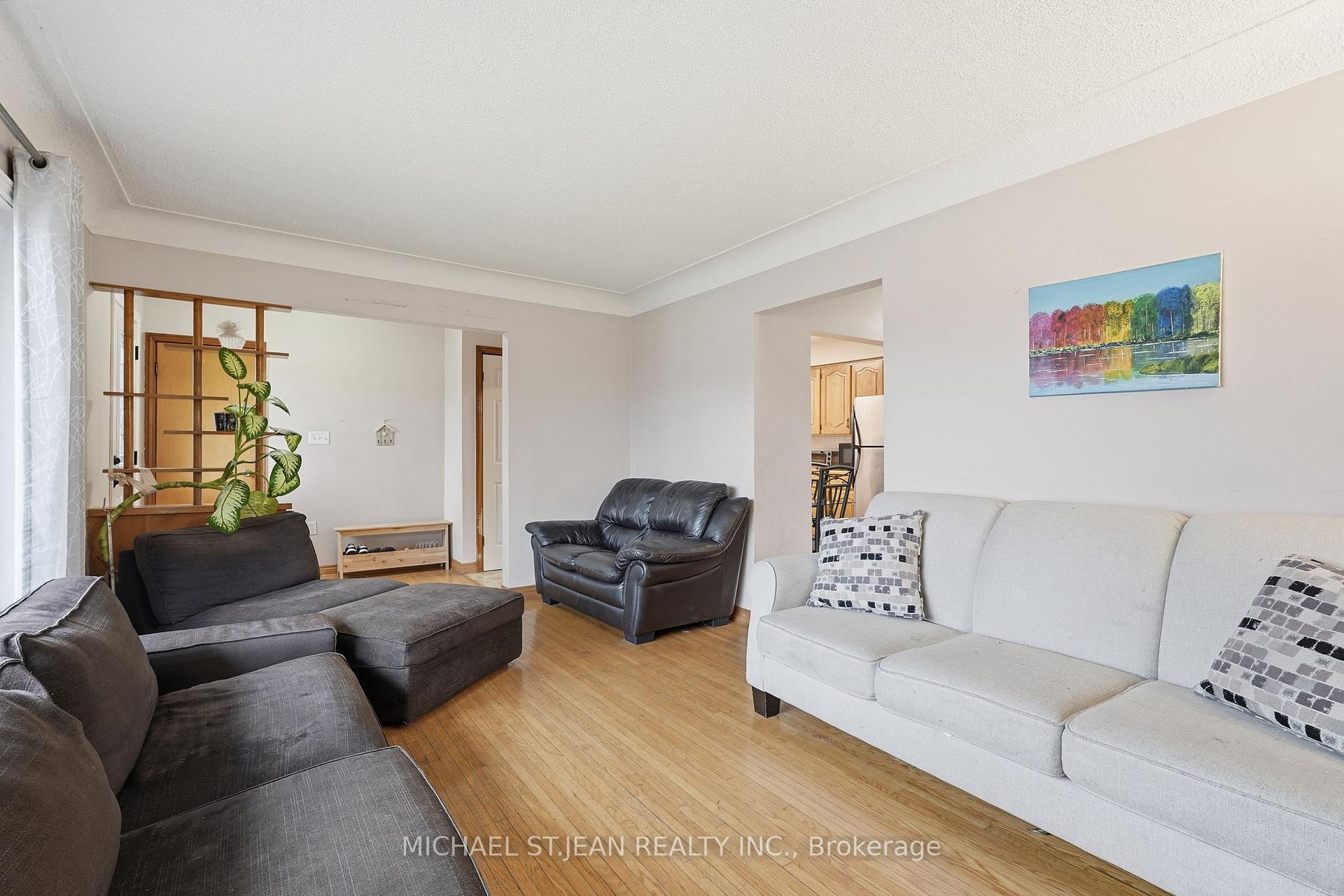 Photo 8 of 20 Nelligan Place, Hamilton, Rosedale — HOMEH