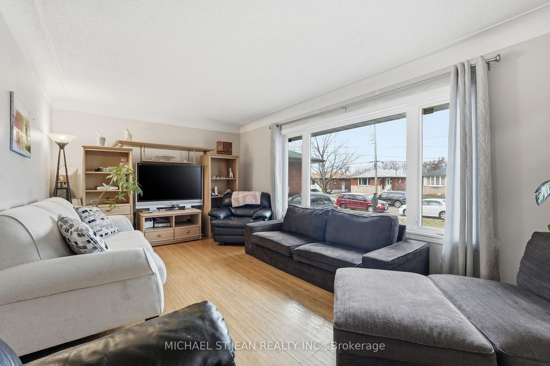 Photo 9 of 20 Nelligan Place, Hamilton, Rosedale — HOMEH