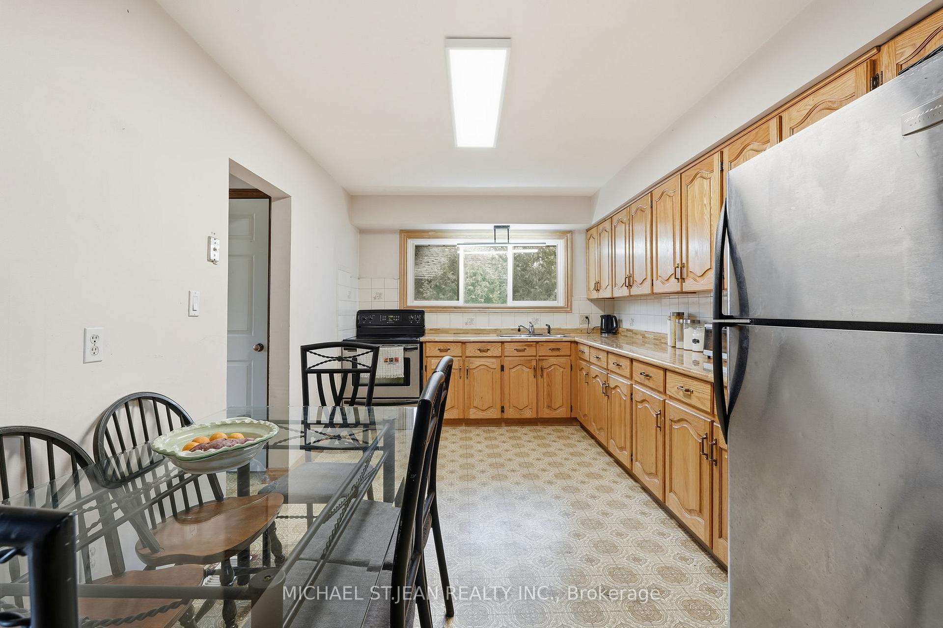 Photo 10 of 20 Nelligan Place, Hamilton, Rosedale — HOMEH