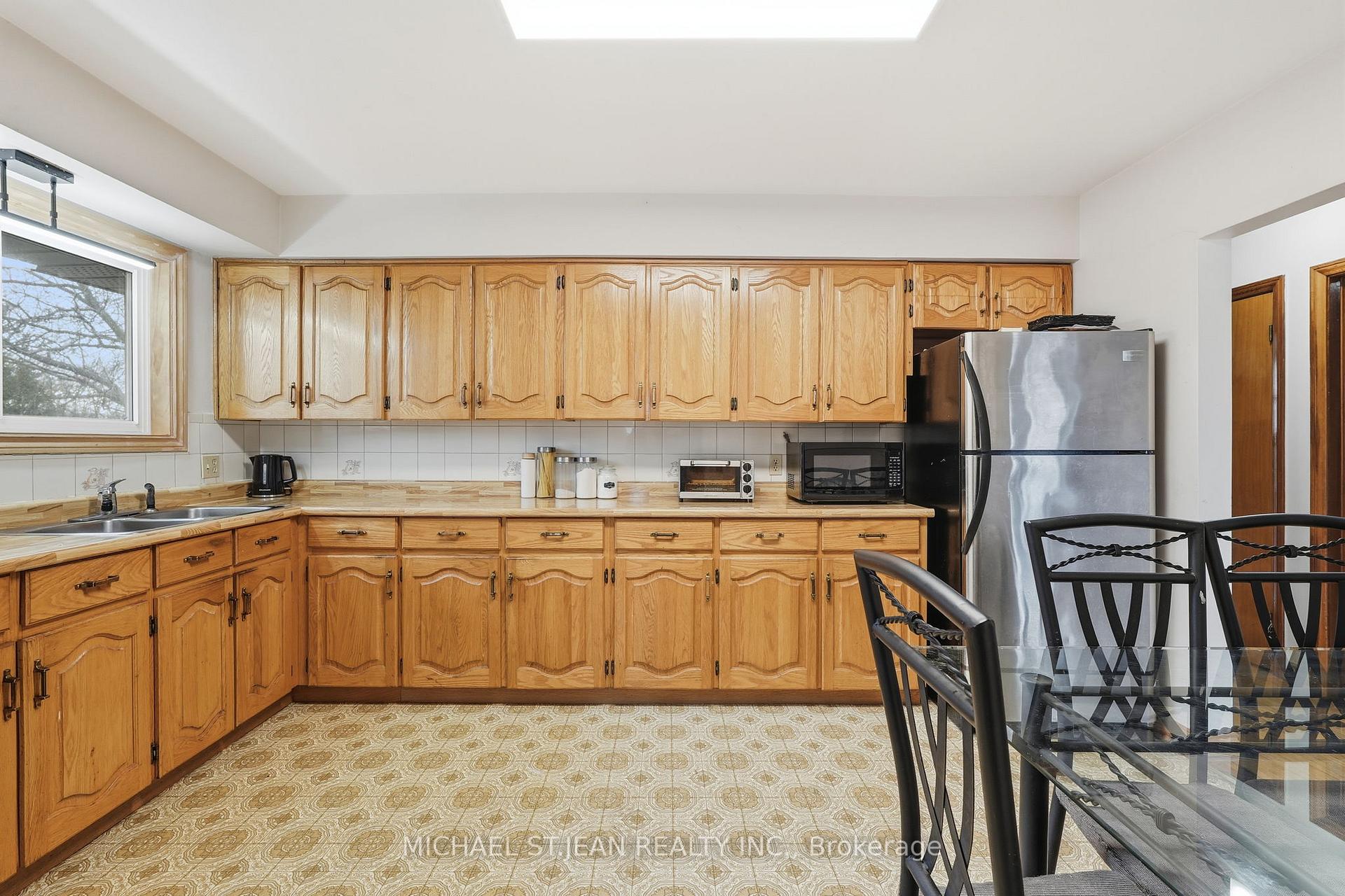 Photo 11 of 20 Nelligan Place, Hamilton, Rosedale — HOMEH