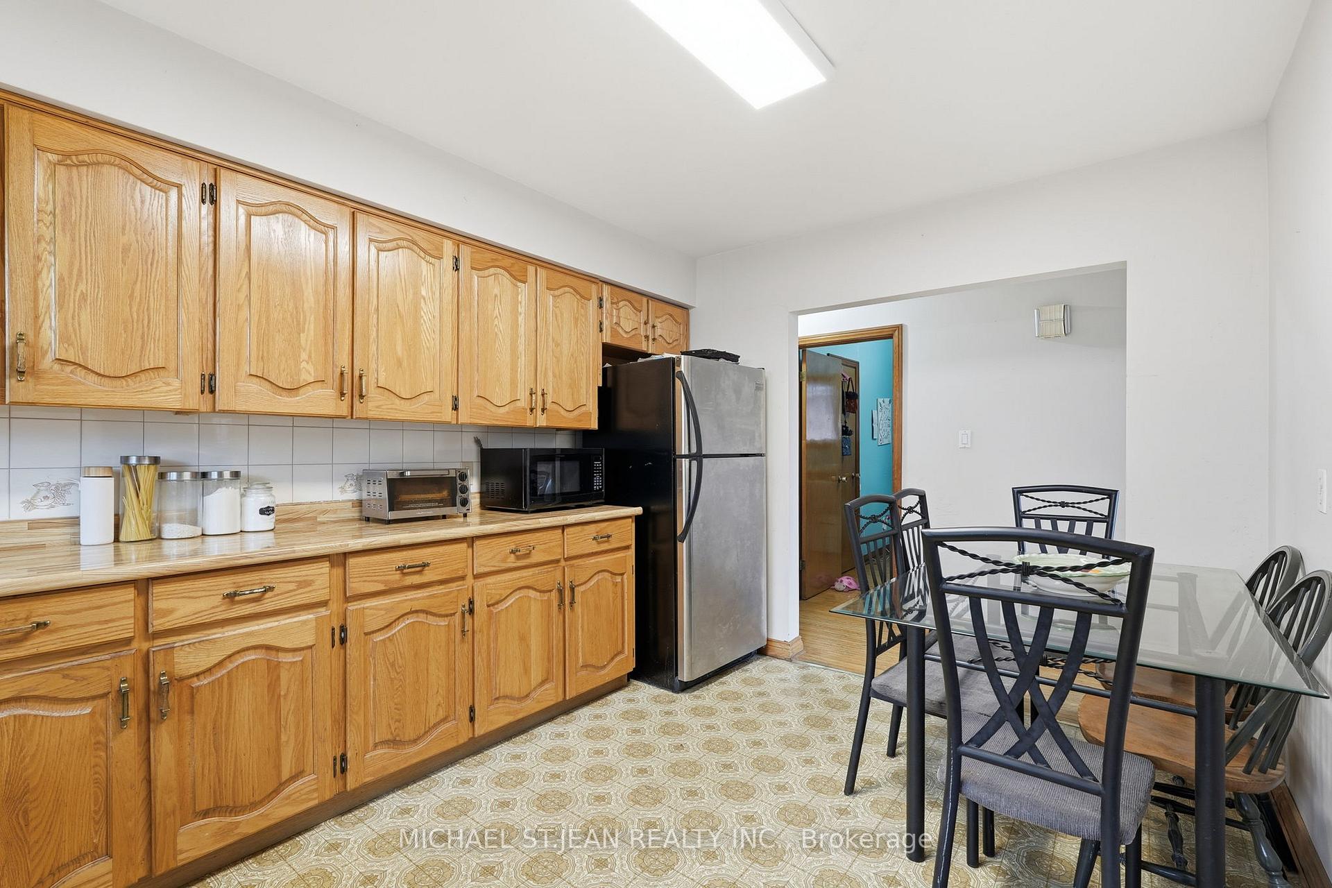 Photo 13 of 20 Nelligan Place, Hamilton, Rosedale — HOMEH