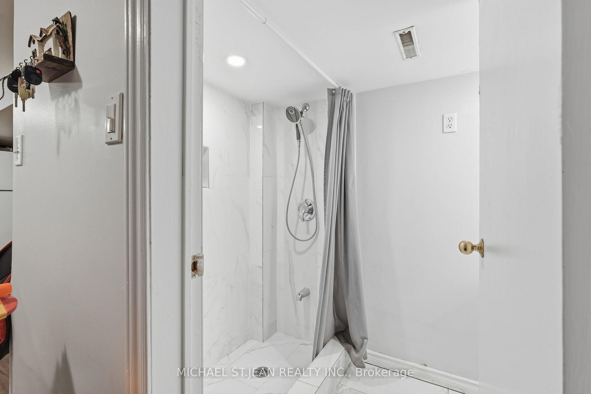 Photo 42 of 20 Nelligan Place, Hamilton, Rosedale — HOMEH