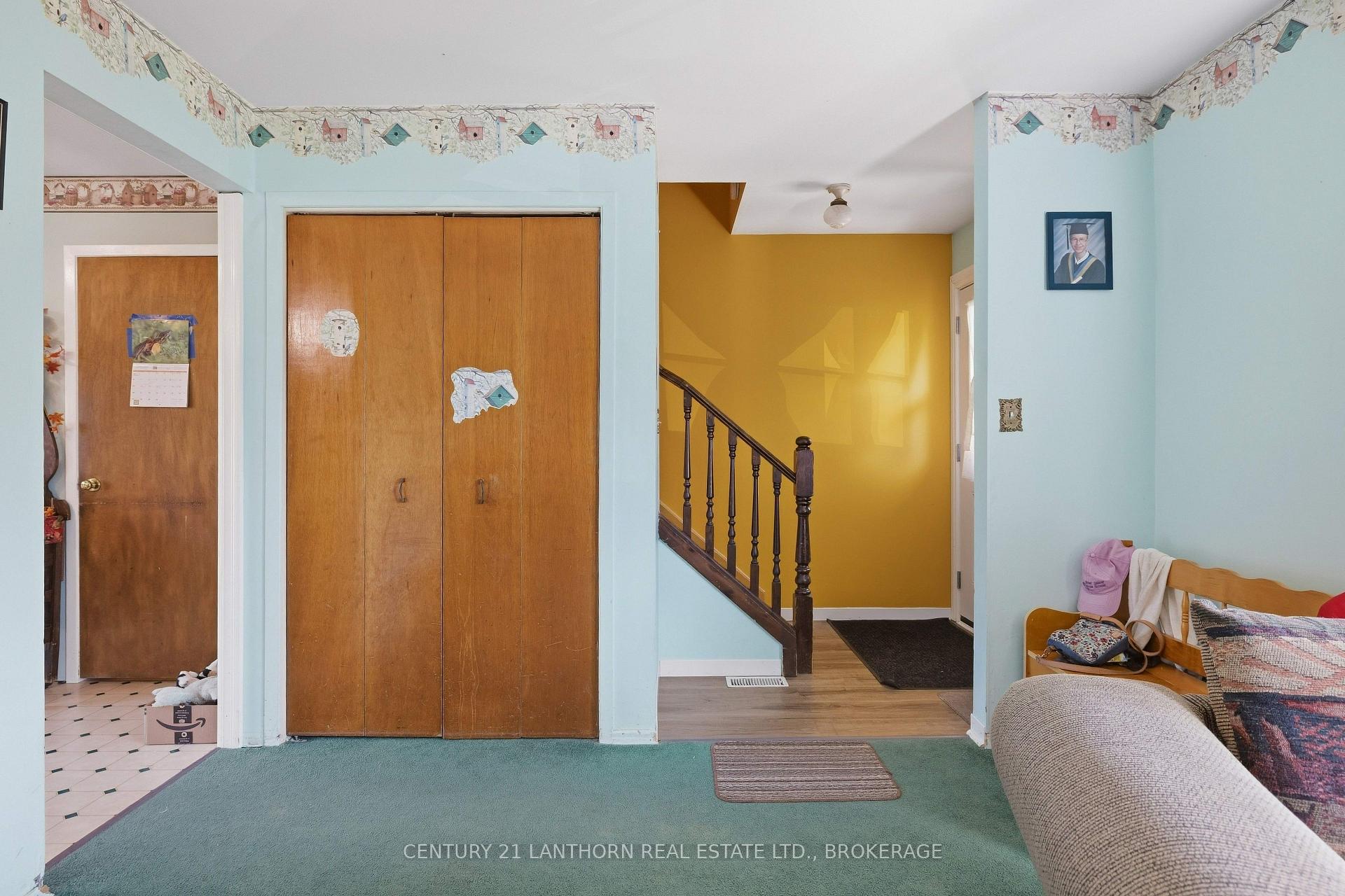 Photo 6 of 16 Winchester Drive, Greater Napanee — HOMEH