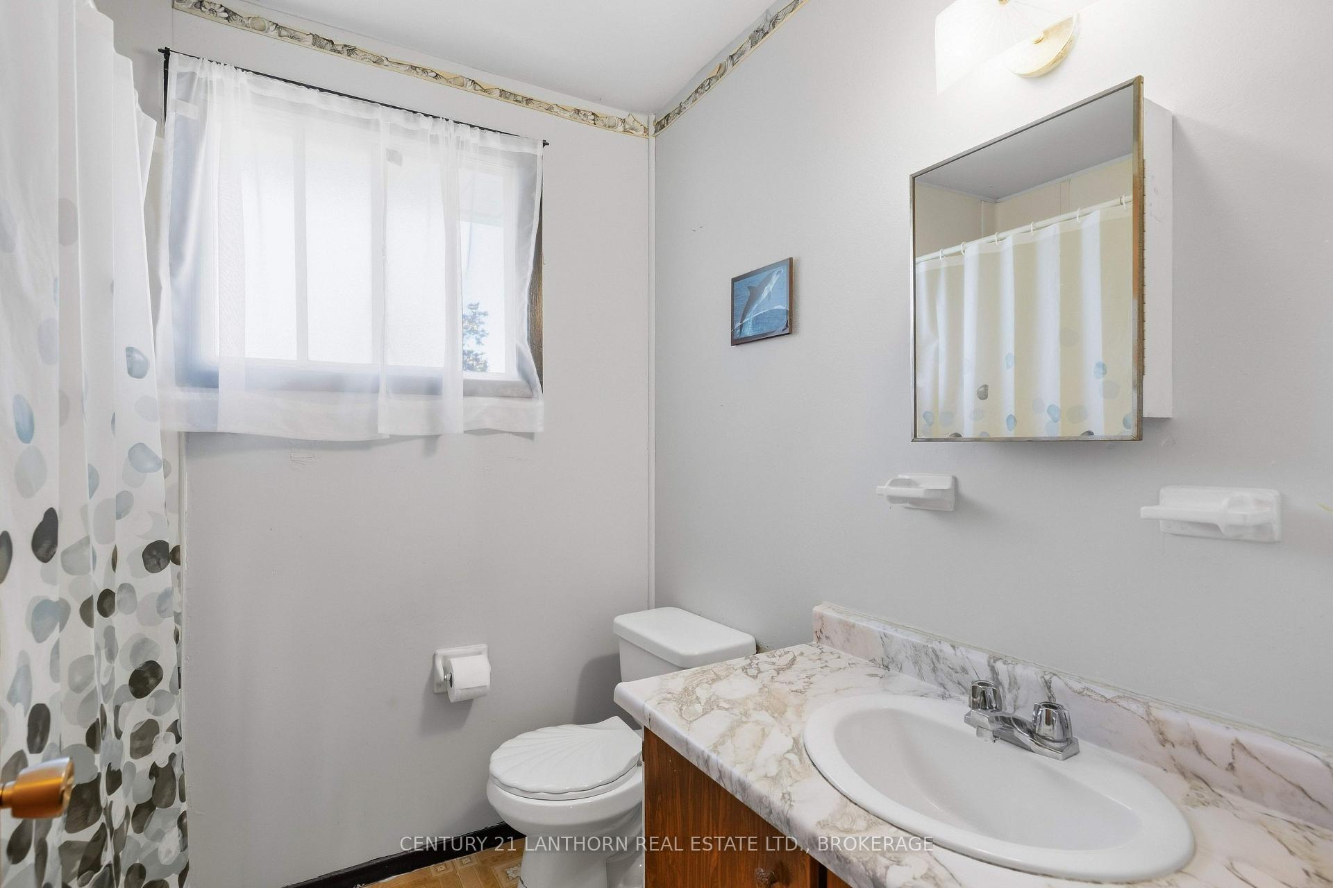 Photo 13 of 16 Winchester Drive, Greater Napanee — HOMEH
