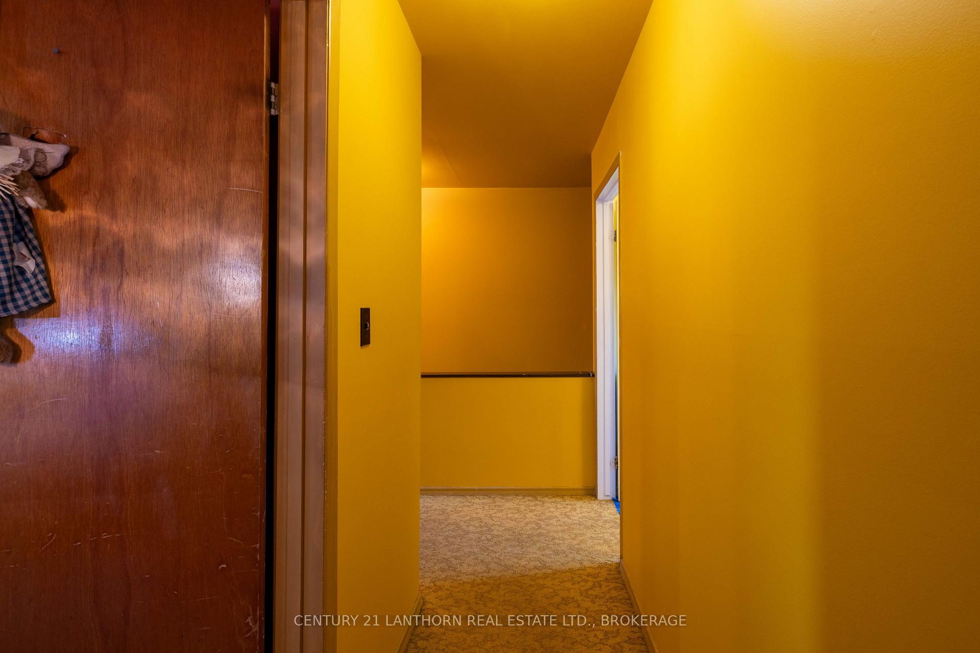 Photo 14 of 16 Winchester Drive, Greater Napanee — HOMEH