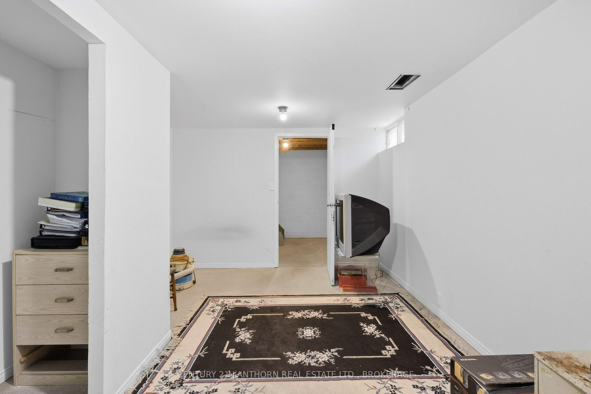 Photo 21 of 16 Winchester Drive, Greater Napanee — HOMEH
