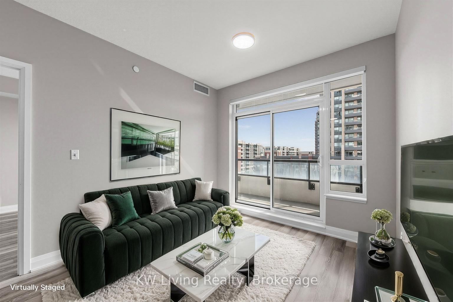 Photo 5 of Unit 711, 15 Water Walk Drive, Markham, Unionville — HOMEH