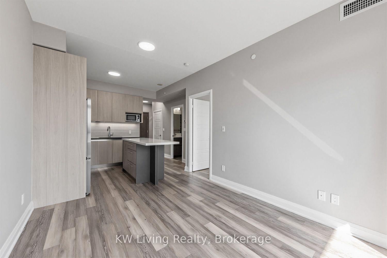 Photo 9 of Unit 711, 15 Water Walk Drive, Markham, Unionville — HOMEH