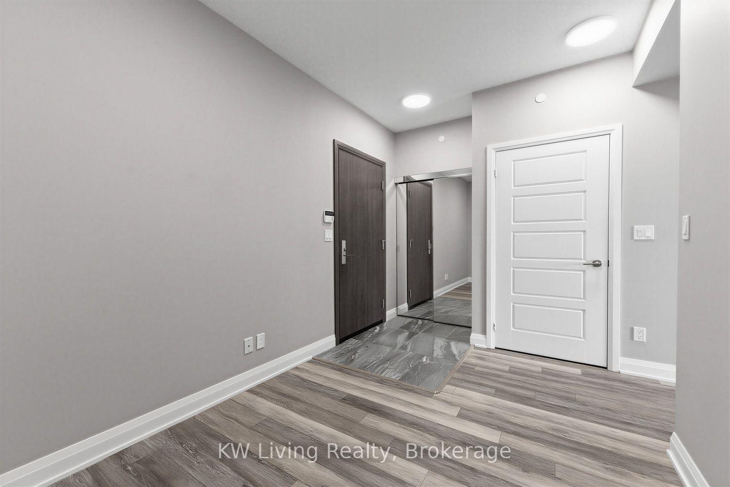 Photo 24 of Unit 711, 15 Water Walk Drive, Markham, Unionville — HOMEH
