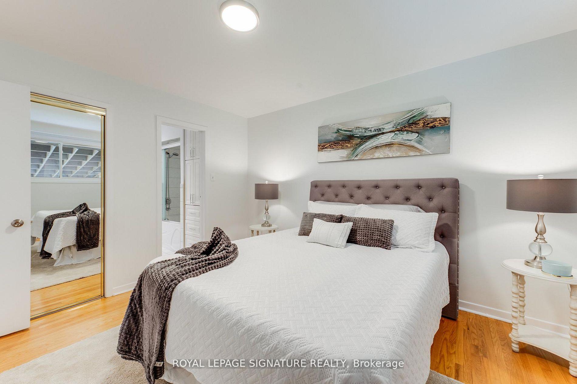 Photo 14 of 124 Edmonton Drive, North York, Pleasant View — HOMEH