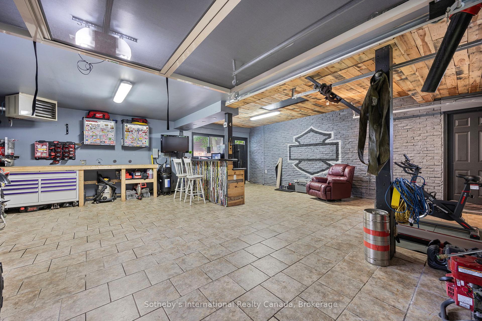Photo 47 of 4 Peacher Street, Springwater, Anten Mills — HOMEH