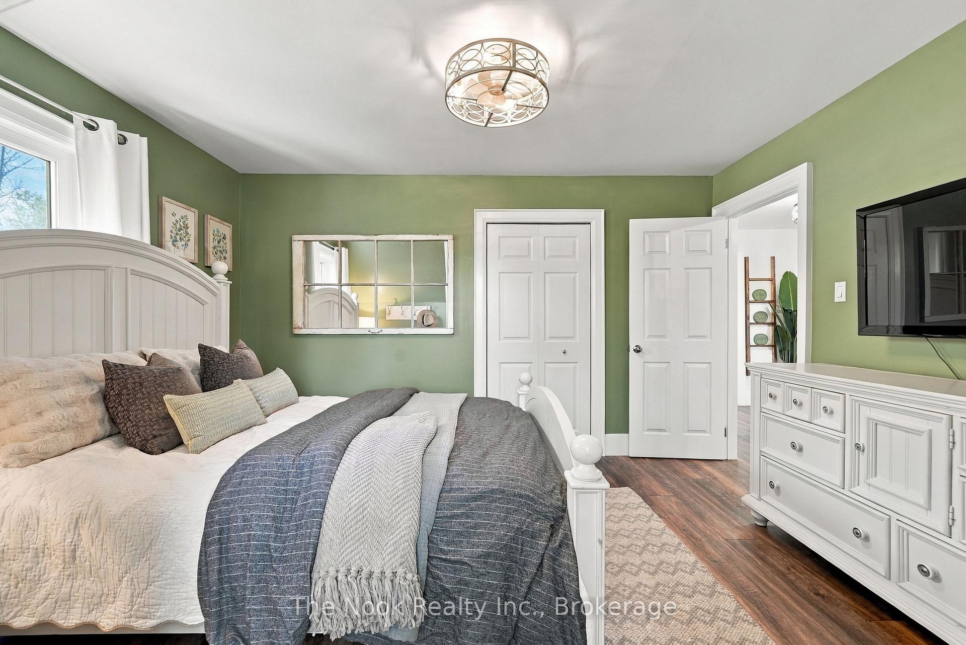 Photo 29 of 19 Mustard Street, Uxbridge, Rural Uxbridge — HOMEH