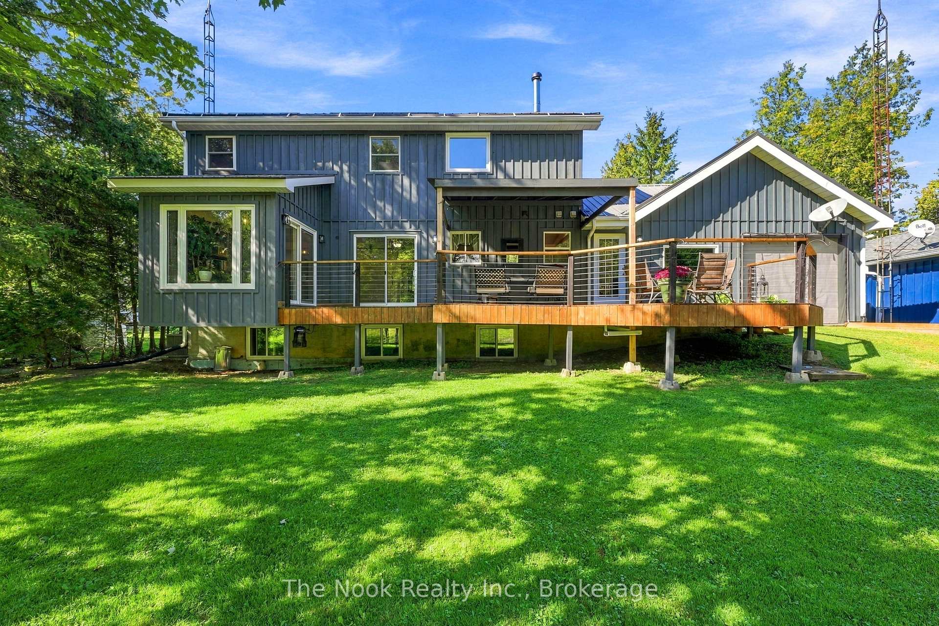 Photo 32 of 19 Mustard Street, Uxbridge, Rural Uxbridge — HOMEH