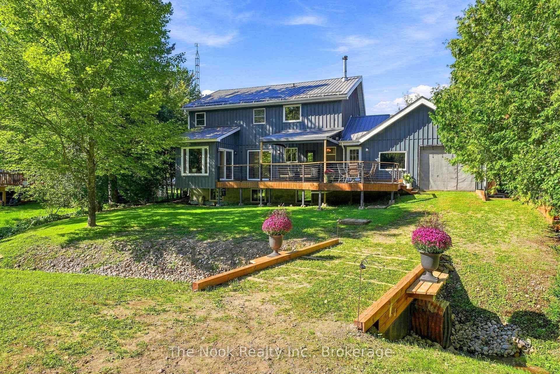 Photo 35 of 19 Mustard Street, Uxbridge, Rural Uxbridge — HOMEH