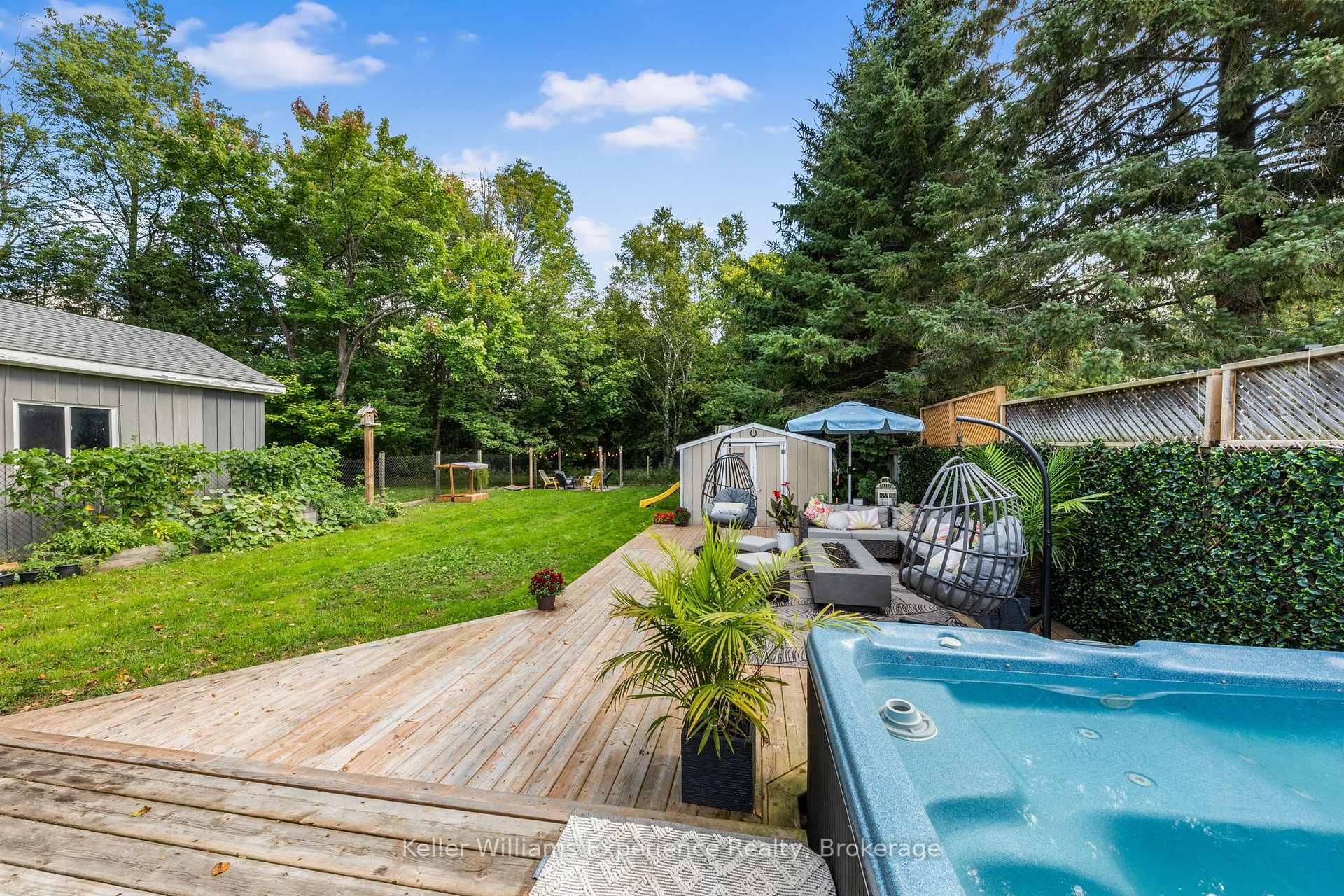 Photo 33 of 5691 Penetanguishene Road, Springwater, Rural Springwater — HOMEH