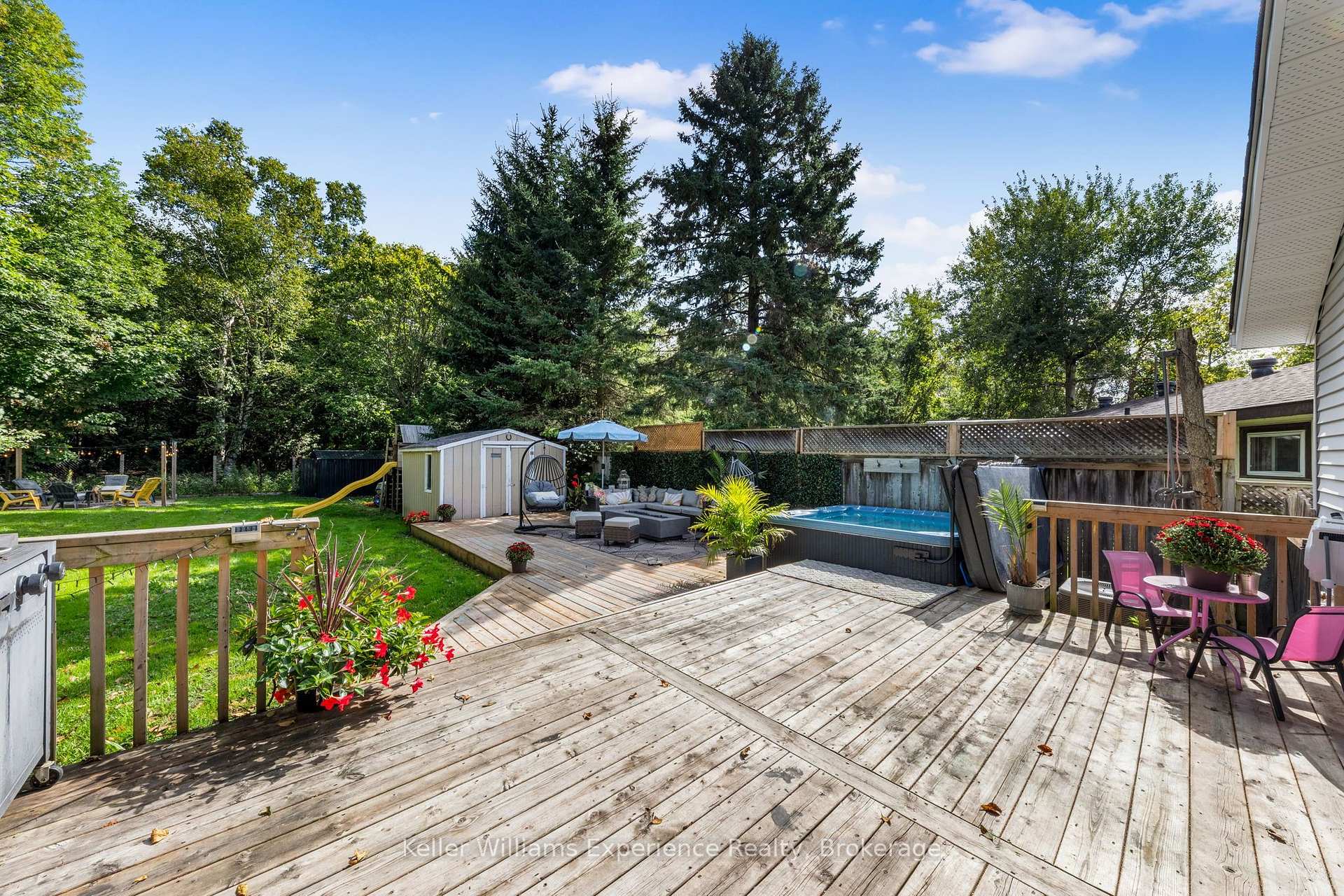 Photo 36 of 5691 Penetanguishene Road, Springwater, Rural Springwater — HOMEH