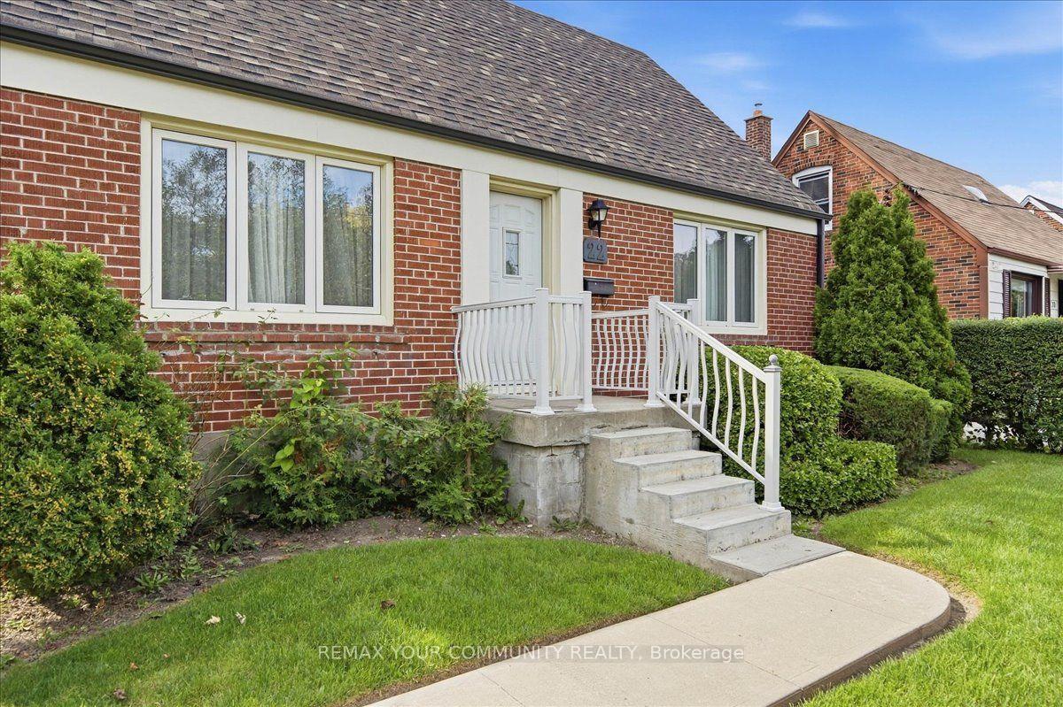 Photo 14 of 22 Edithvale Drive, North York, Willowdale West — HOMEH