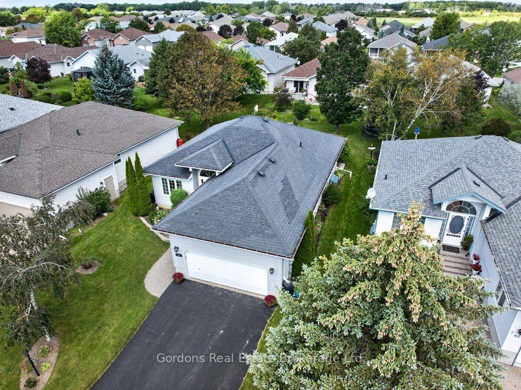 Photo 2 of 39 Elmdale Drive, Prince Edward County, Wellington Ward — HOMEH
