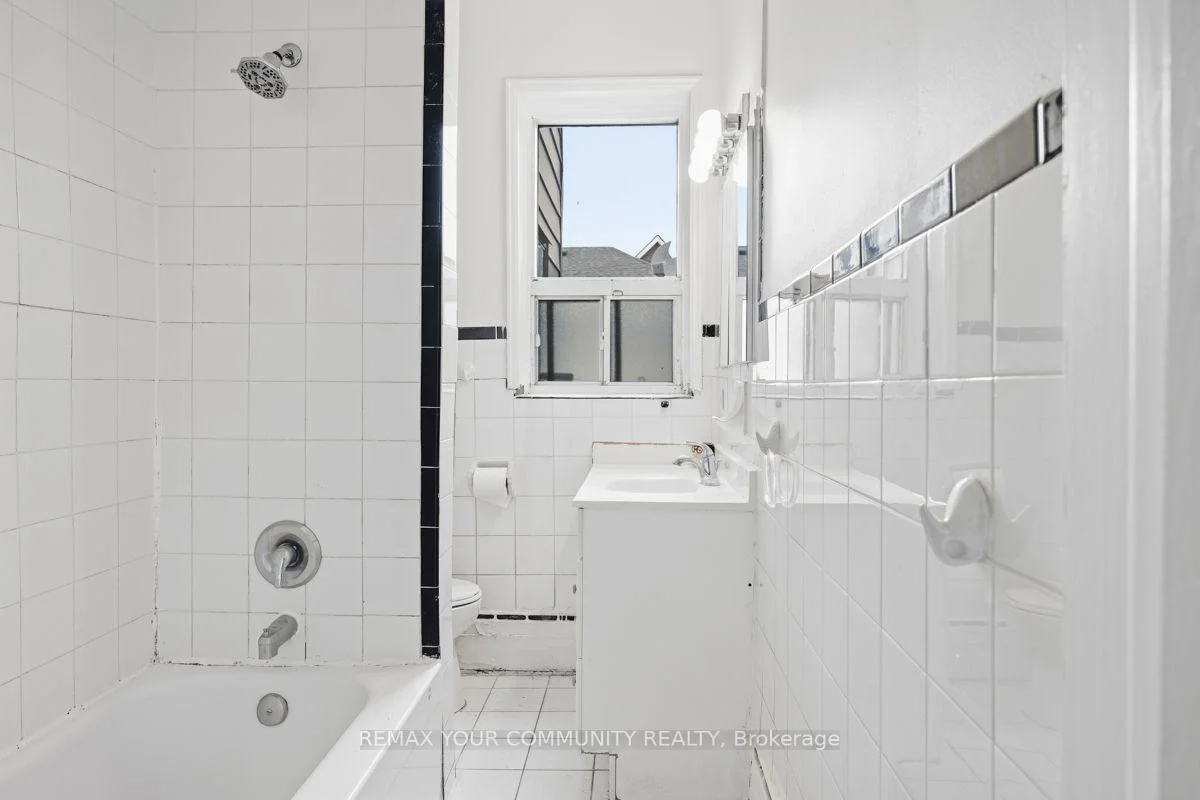 Photo 27 of 1258 St. Clair Avenue W, Toronto, Corso Italia-Davenport — HOMEH