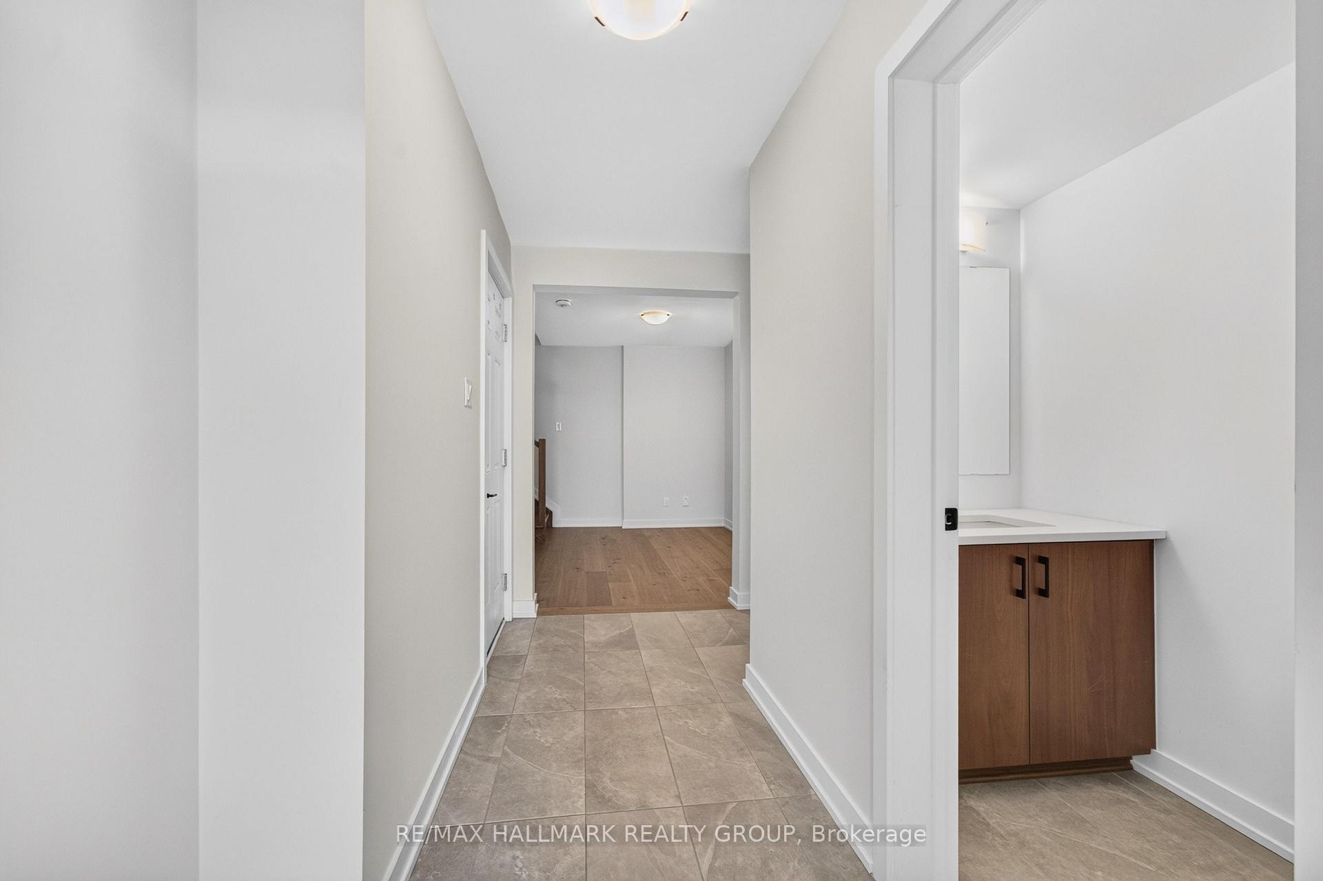 Photo 5 of 1788 Crux Road, Ottawa, Mer Bleue/Bradley Estates/Anderson Park — HOMEH