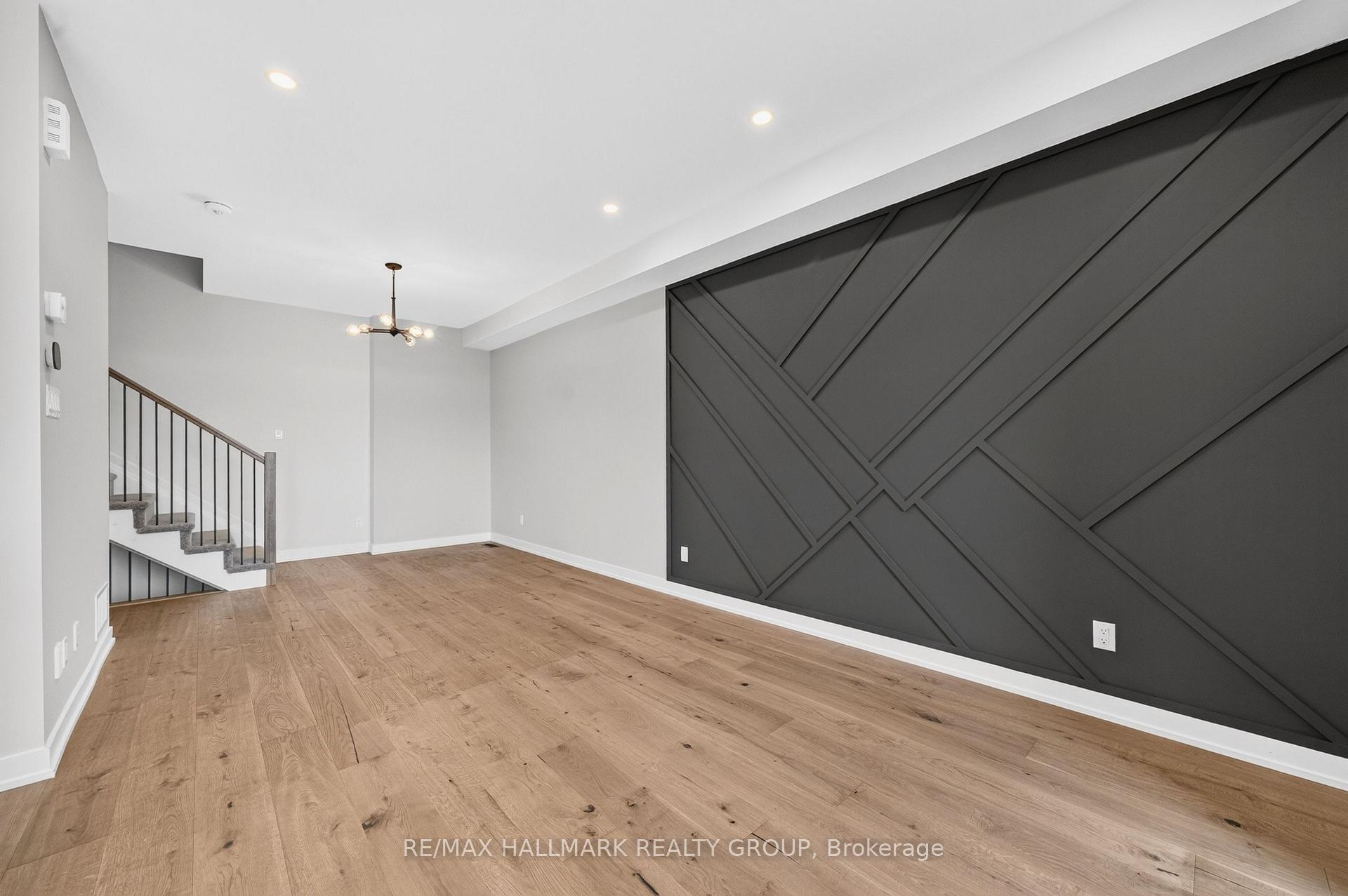 Photo 16 of 1788 Crux Road, Ottawa, Mer Bleue/Bradley Estates/Anderson Park — HOMEH