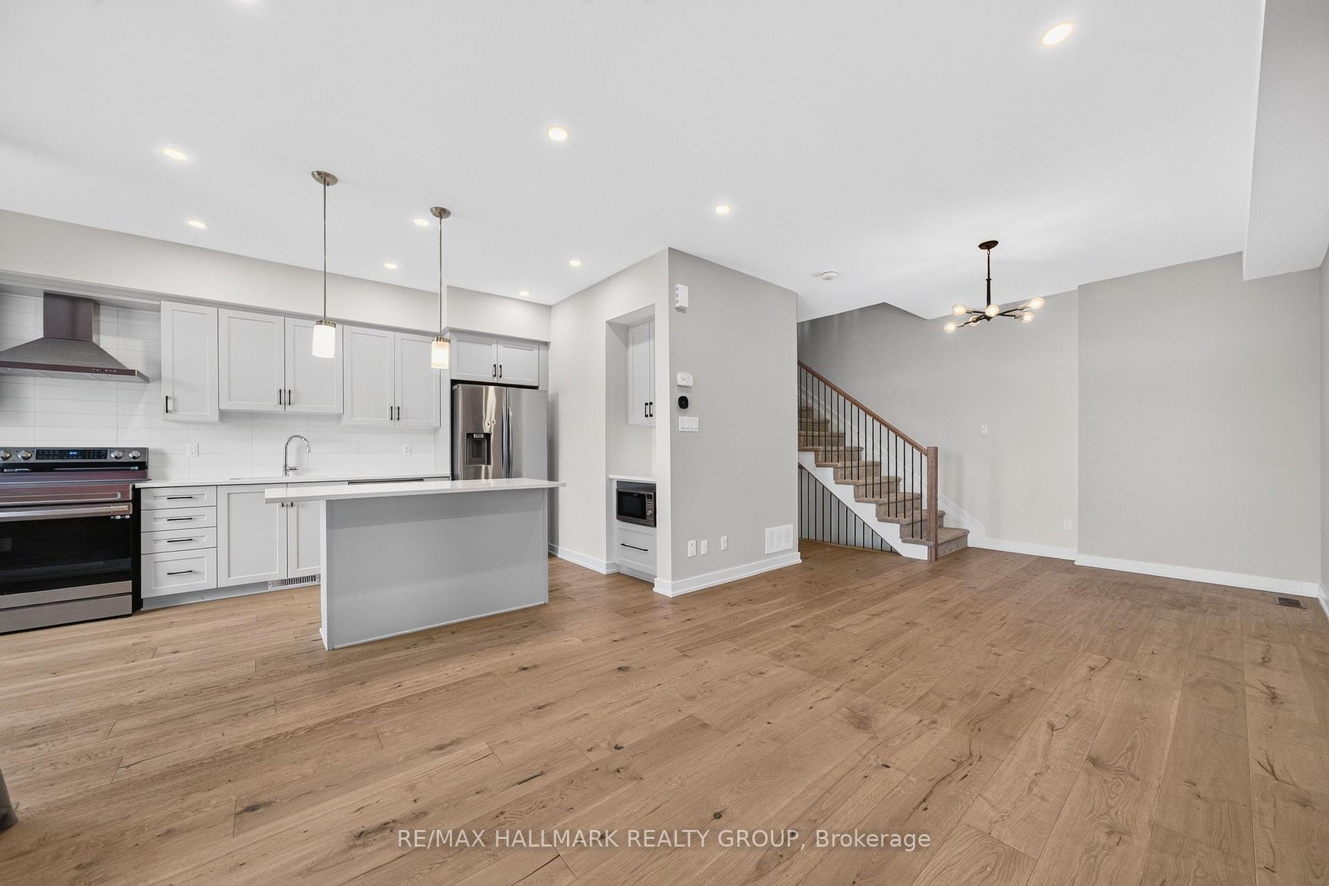 Photo 17 of 1788 Crux Road, Ottawa, Mer Bleue/Bradley Estates/Anderson Park — HOMEH