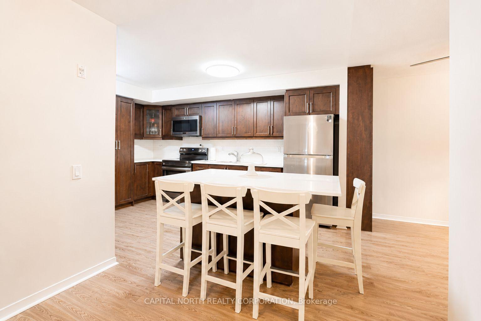 Photo 7 of Unit 207, 1050 The Queensway, Etobicoke, Islington-City Centre West — HOMEH