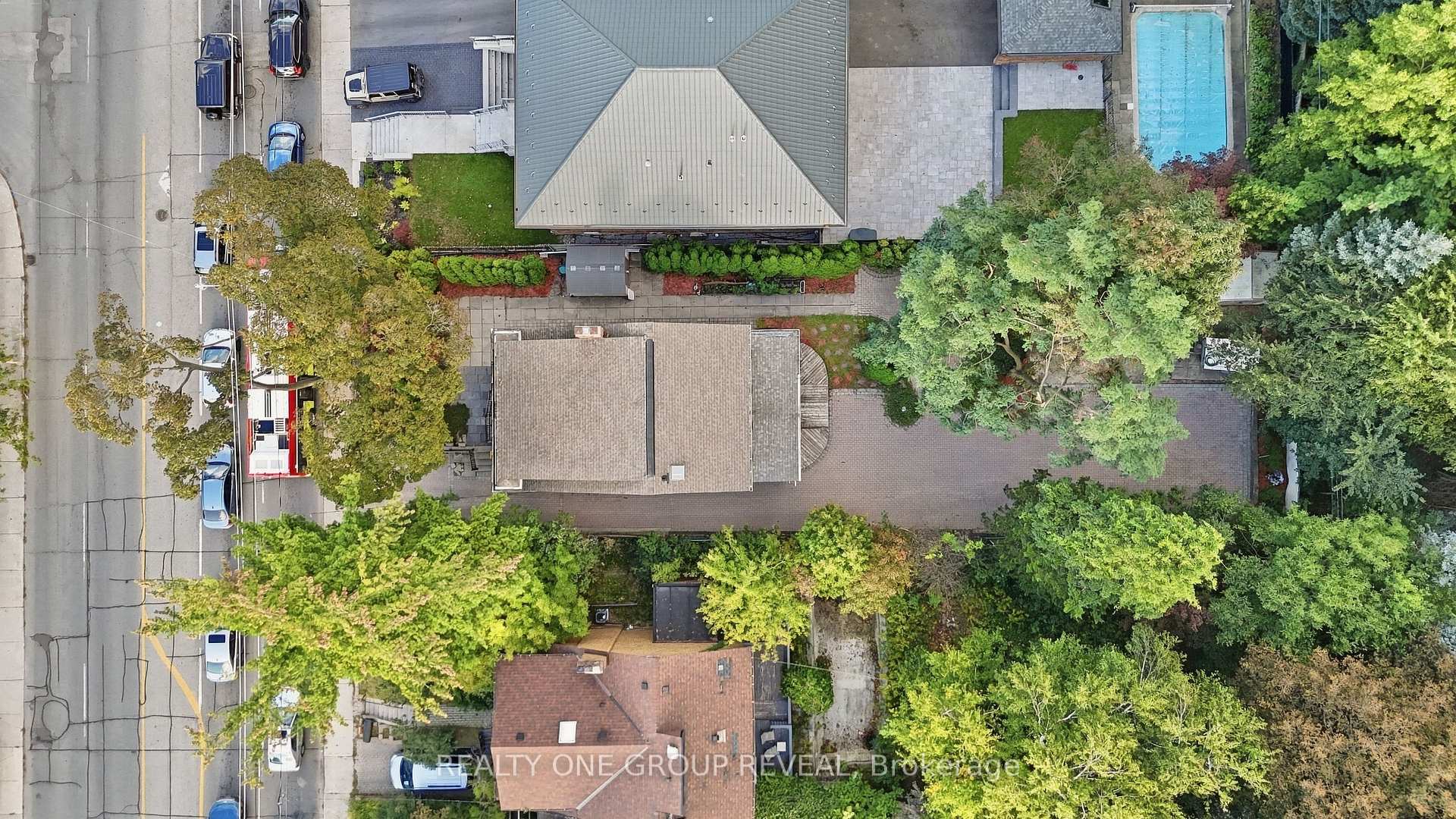 Photo 7 of 83 Lawrence Avenue E, Toronto, Lawrence Park South — HOMEH