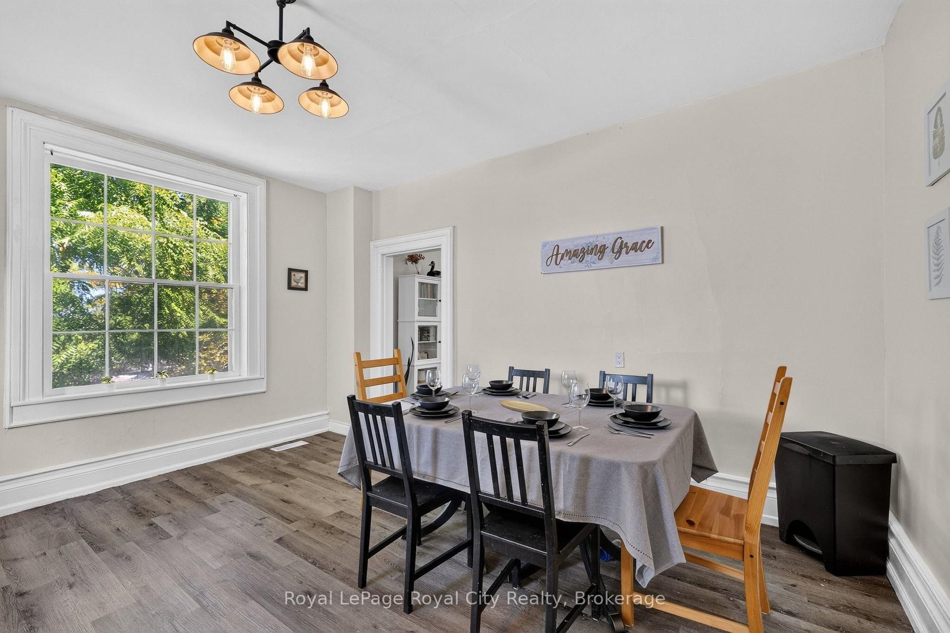 Photo 14 of 393 Main Street S, Guelph/Eramosa, Rockwood — HOMEH