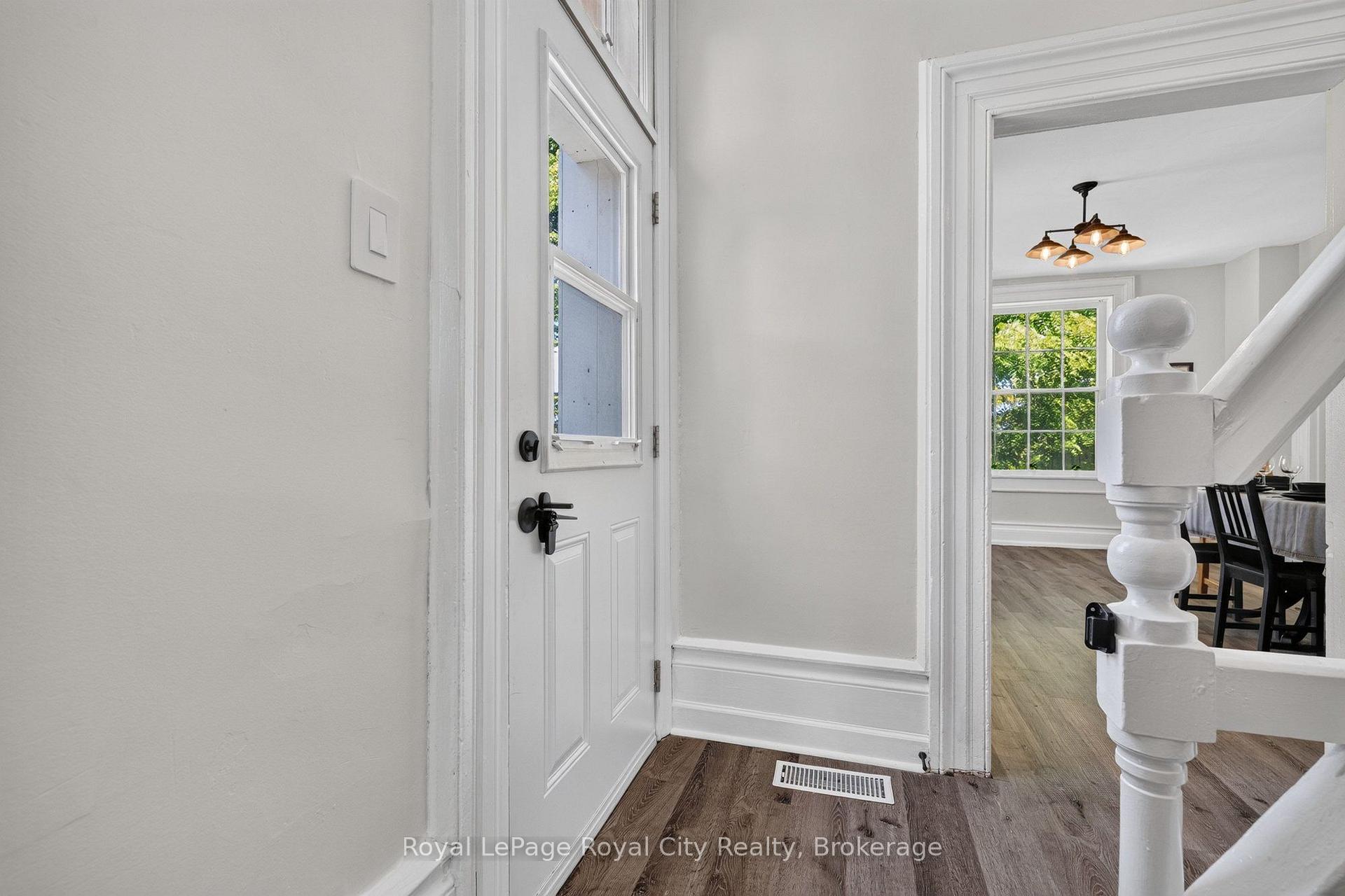 Photo 38 of 393 Main Street S, Guelph/Eramosa, Rockwood — HOMEH