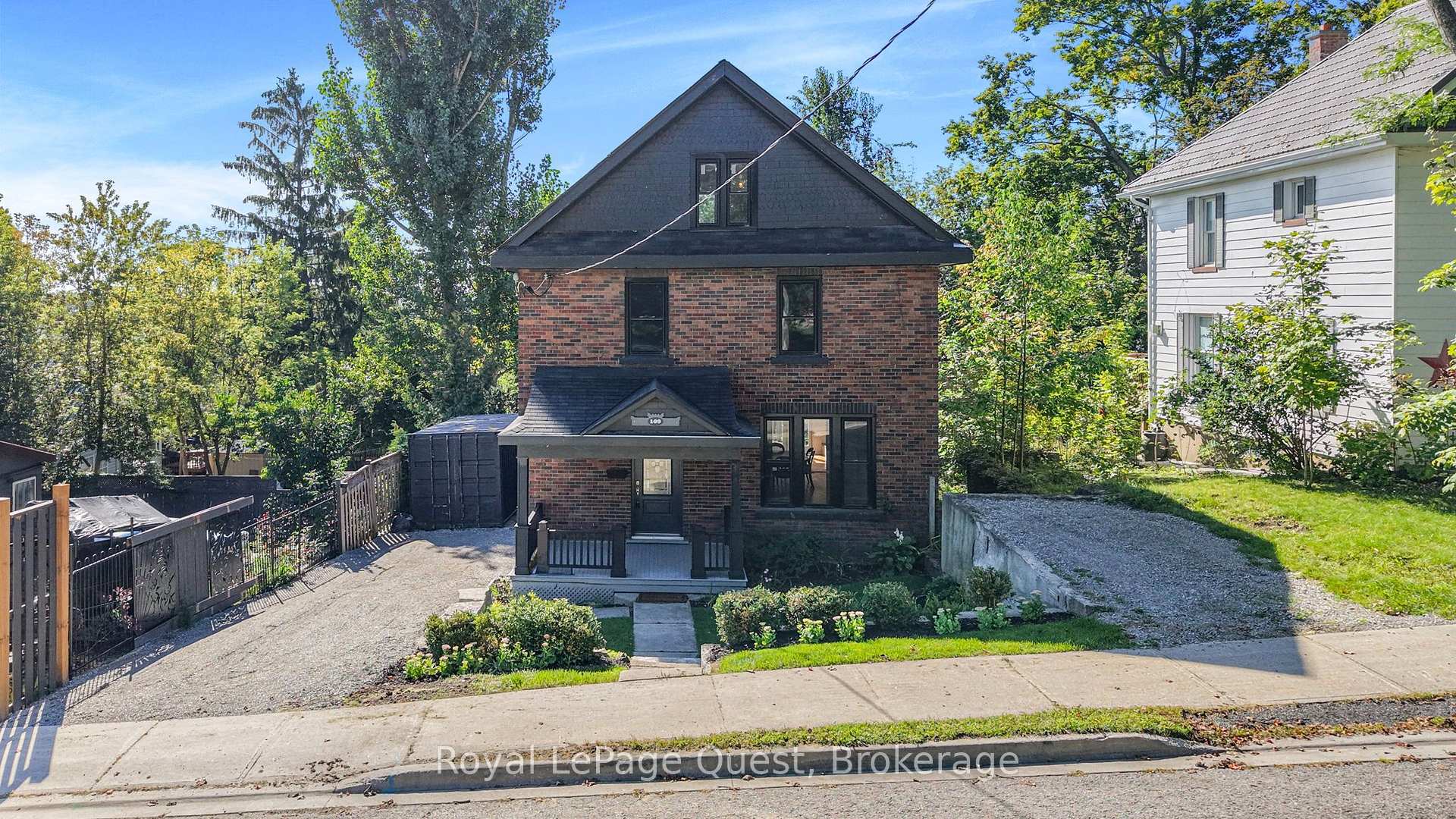 Photo 2 of 109 Brant Street E, Orillia — HOMEH