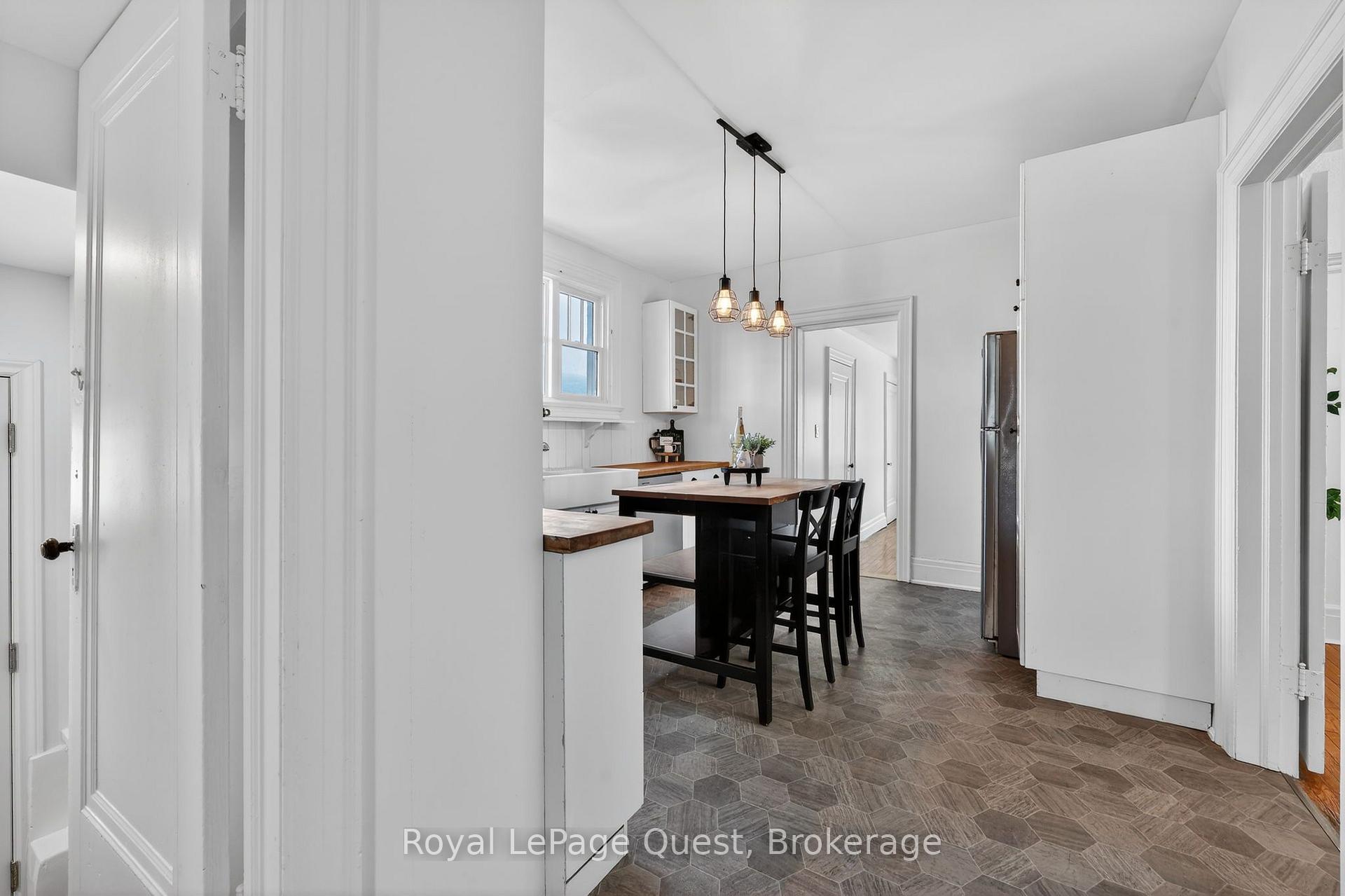 Photo 9 of 109 Brant Street E, Orillia — HOMEH