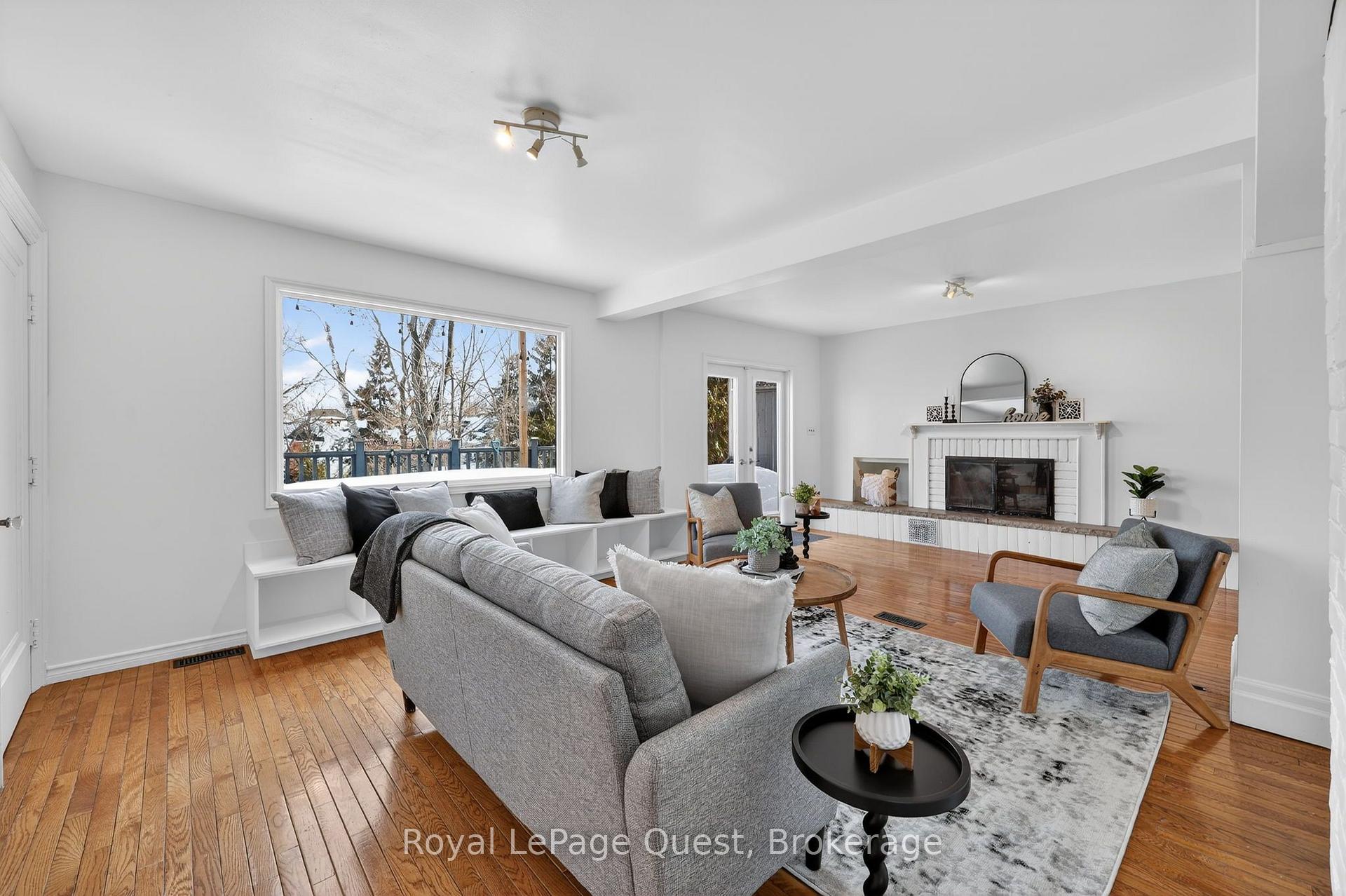 Photo 15 of 109 Brant Street E, Orillia — HOMEH