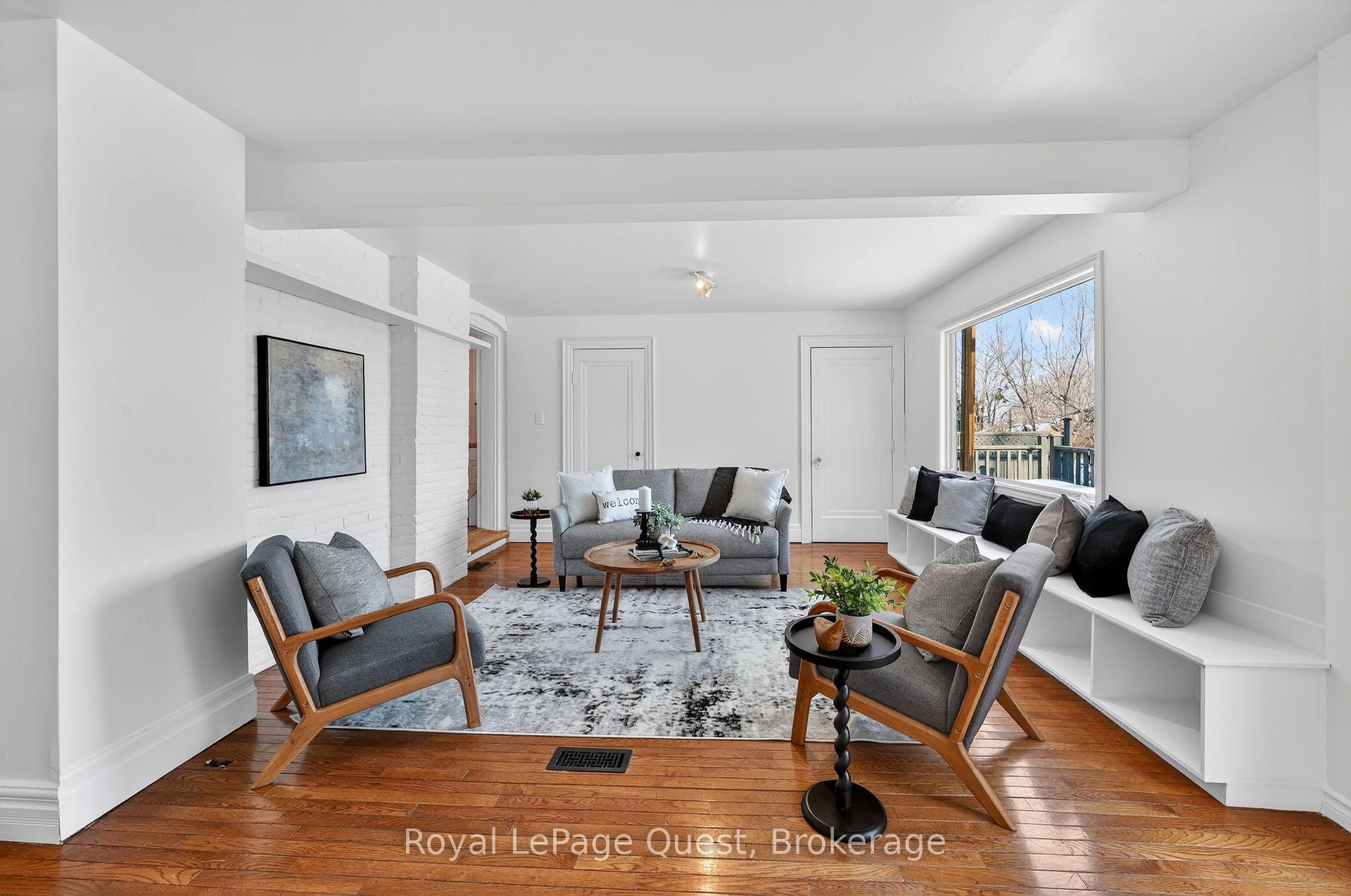 Photo 19 of 109 Brant Street E, Orillia — HOMEH