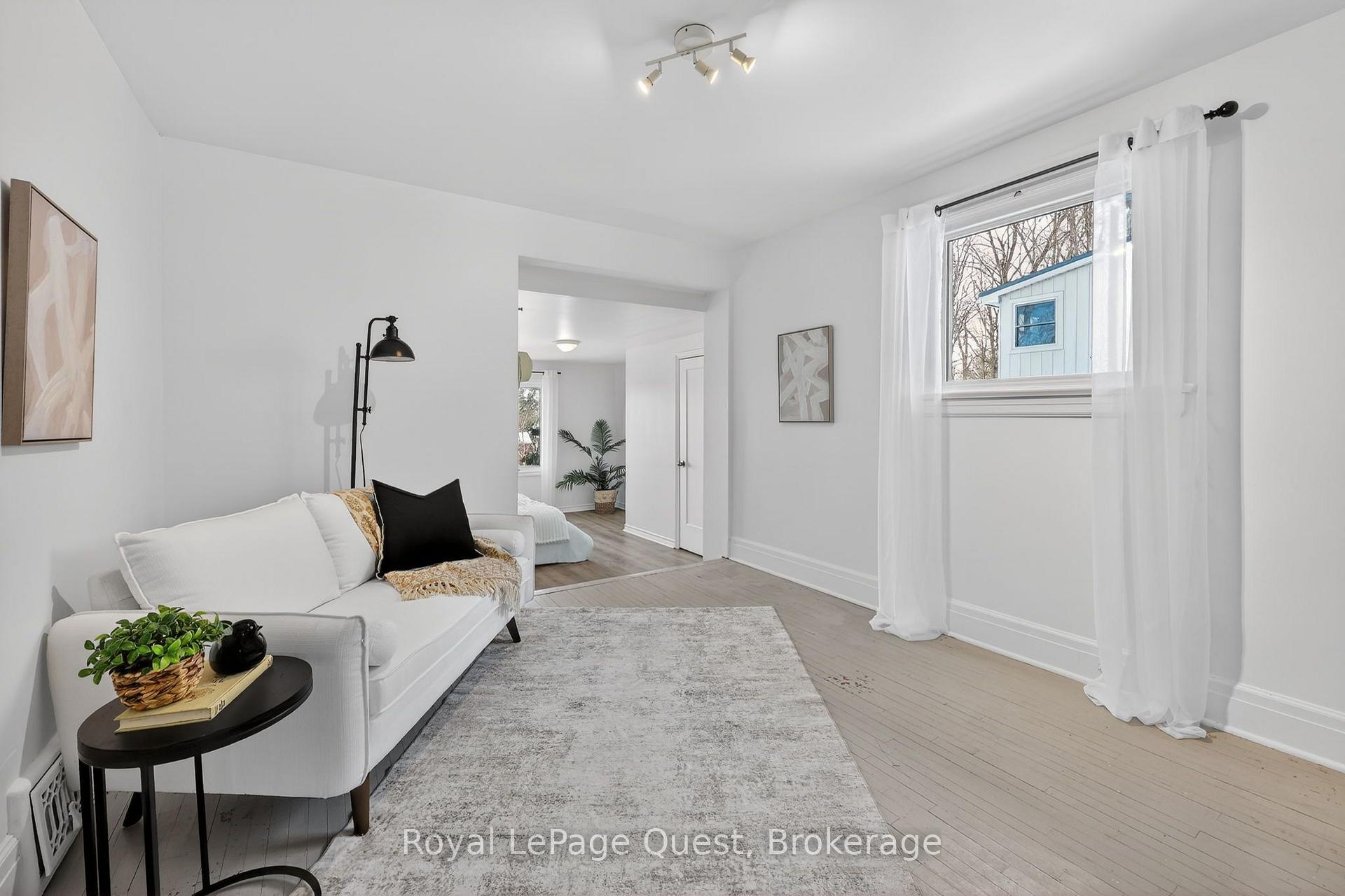 Photo 28 of 109 Brant Street E, Orillia — HOMEH