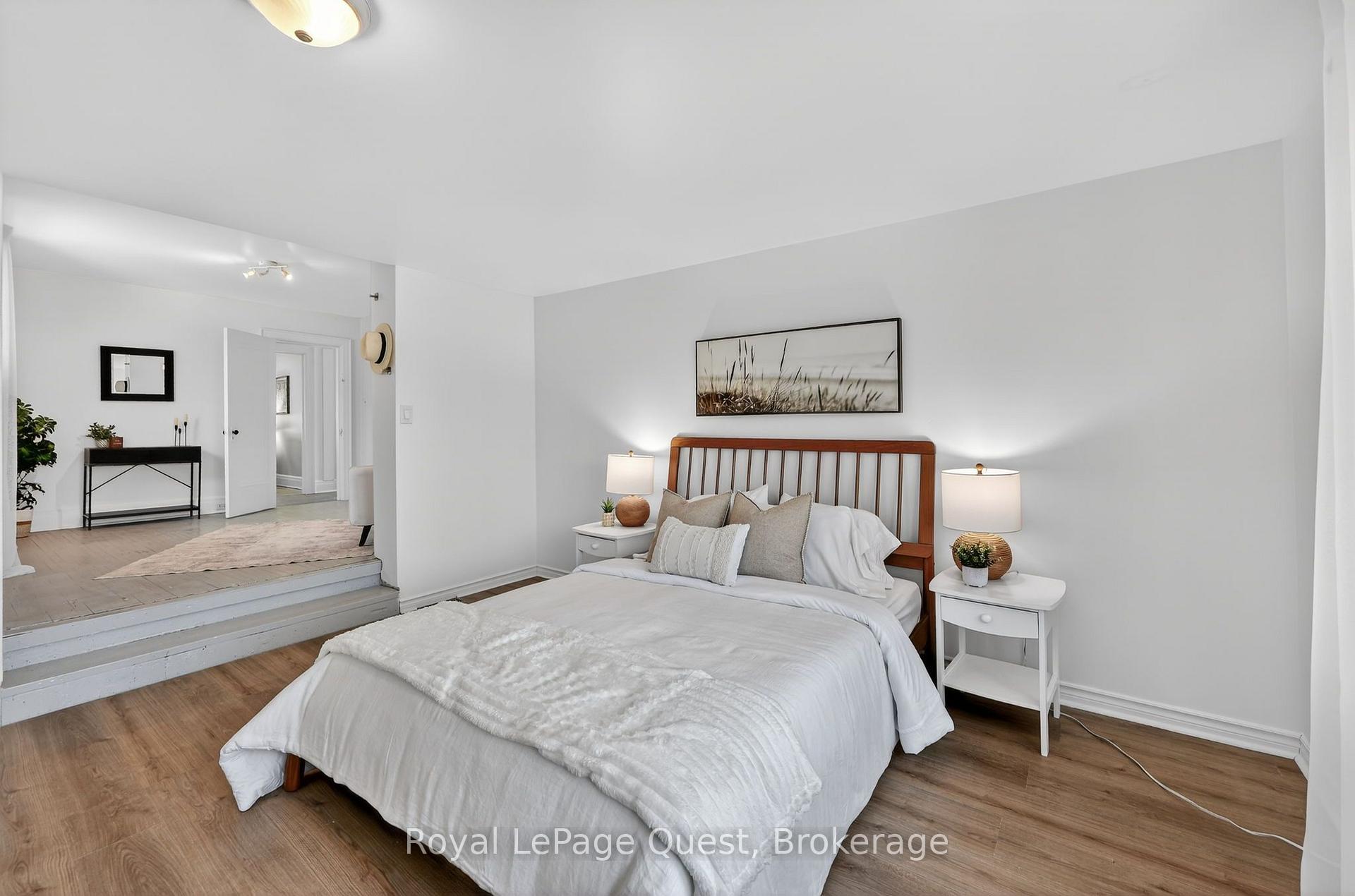 Photo 32 of 109 Brant Street E, Orillia — HOMEH