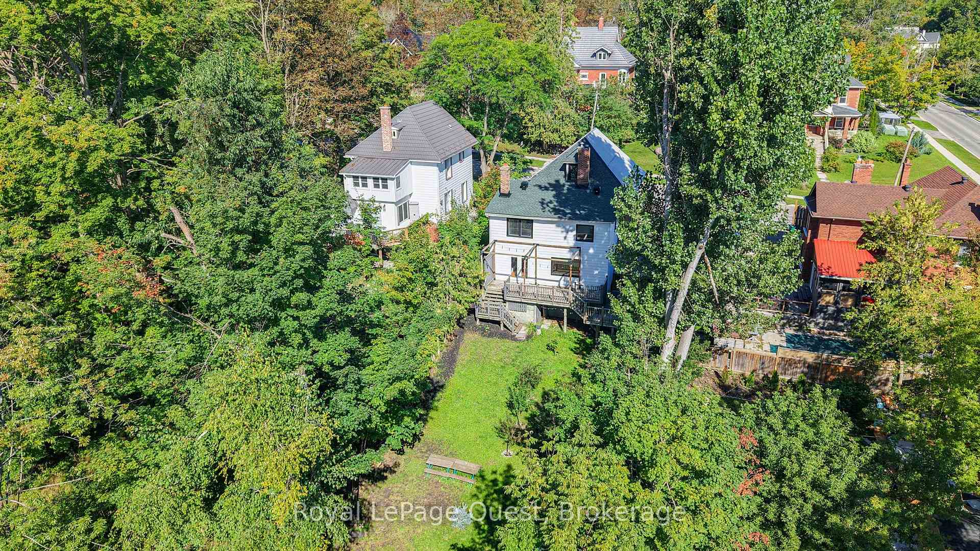 Photo 47 of 109 Brant Street E, Orillia — HOMEH