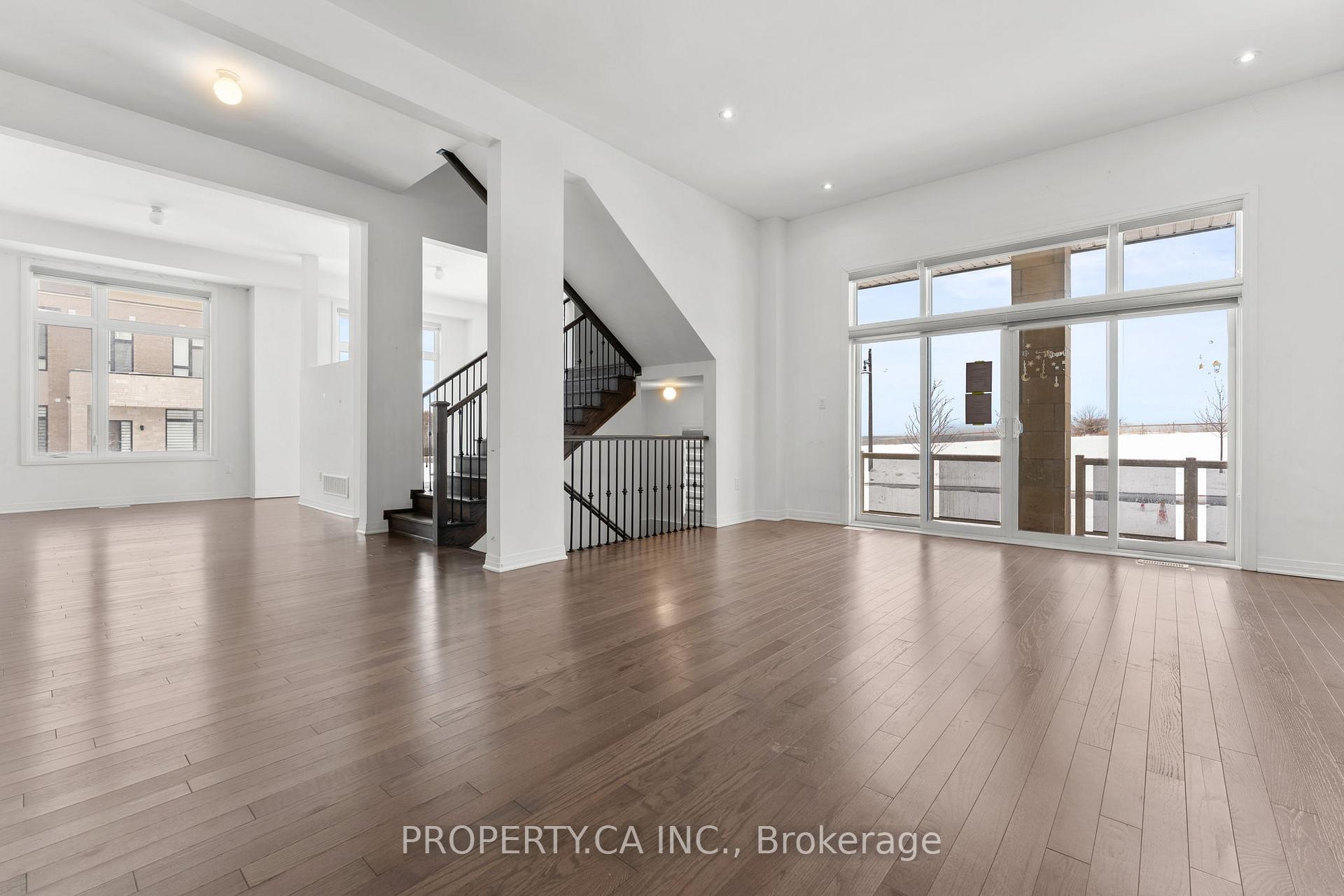 Photo 12 of 2 Yacht Drive, Clarington, Bowmanville — HOMEH