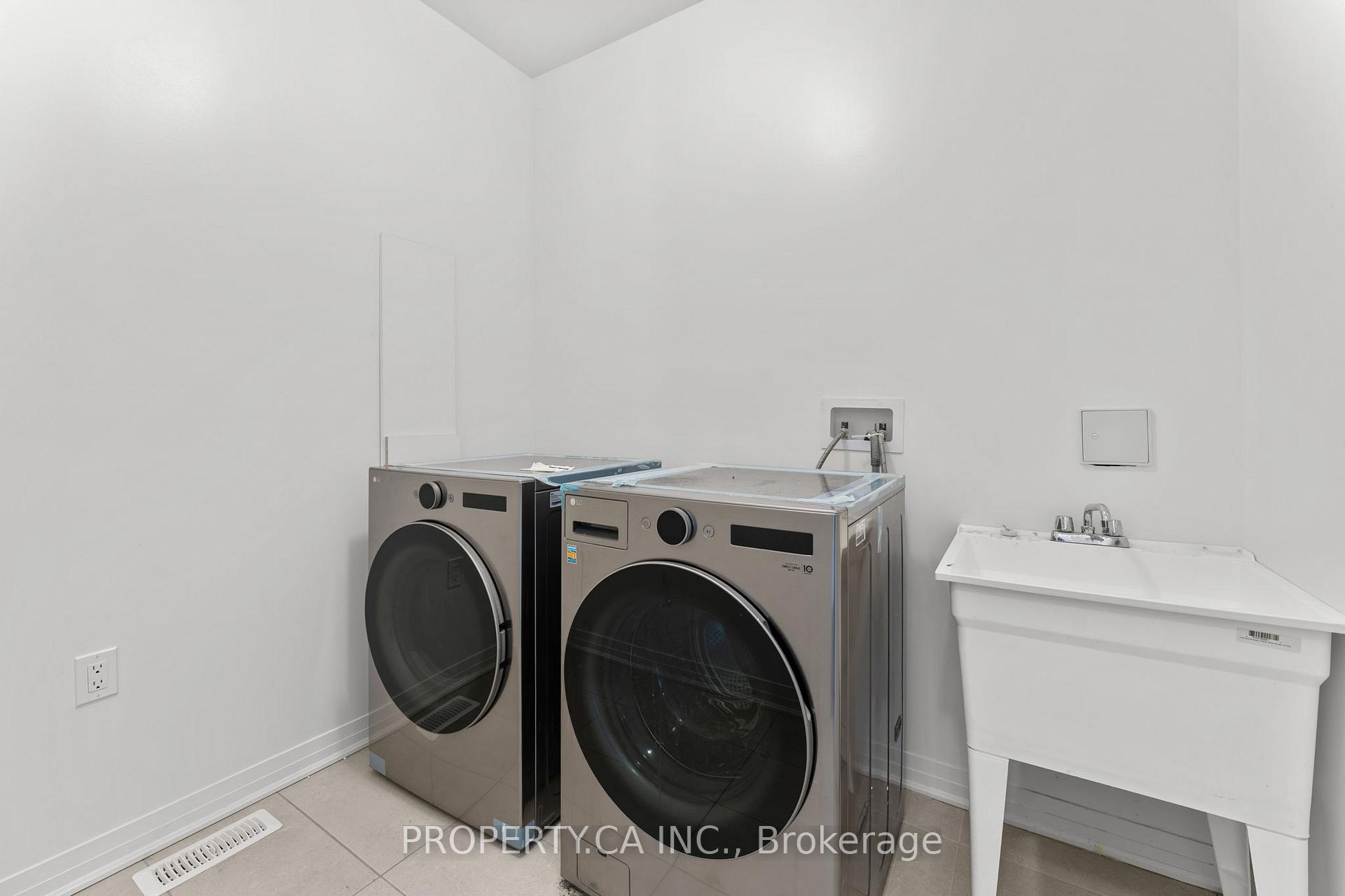 Photo 28 of 2 Yacht Drive, Clarington, Bowmanville — HOMEH