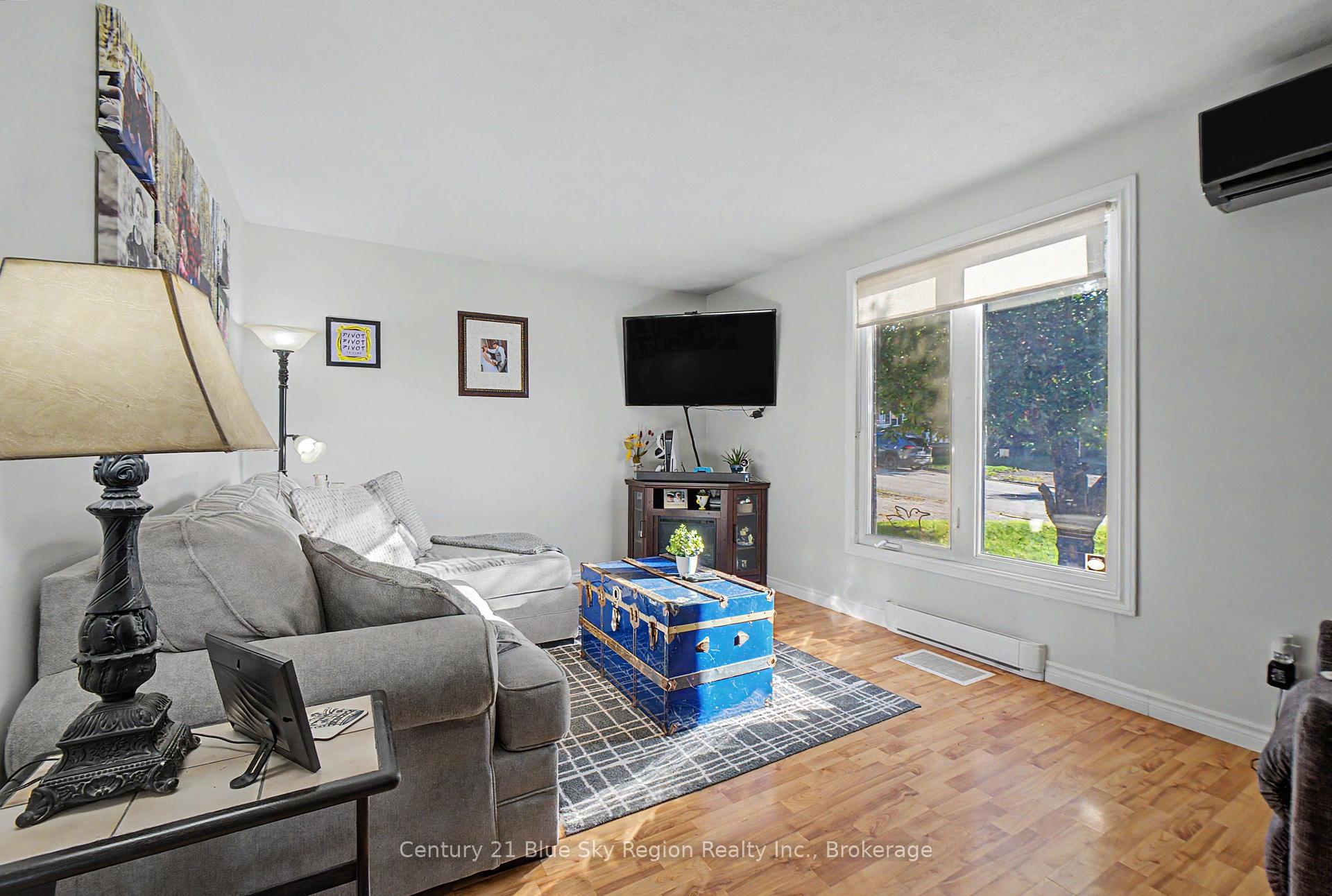 Photo 15 of 56 Southview Crescent, North Bay, College Heights — HOMEH