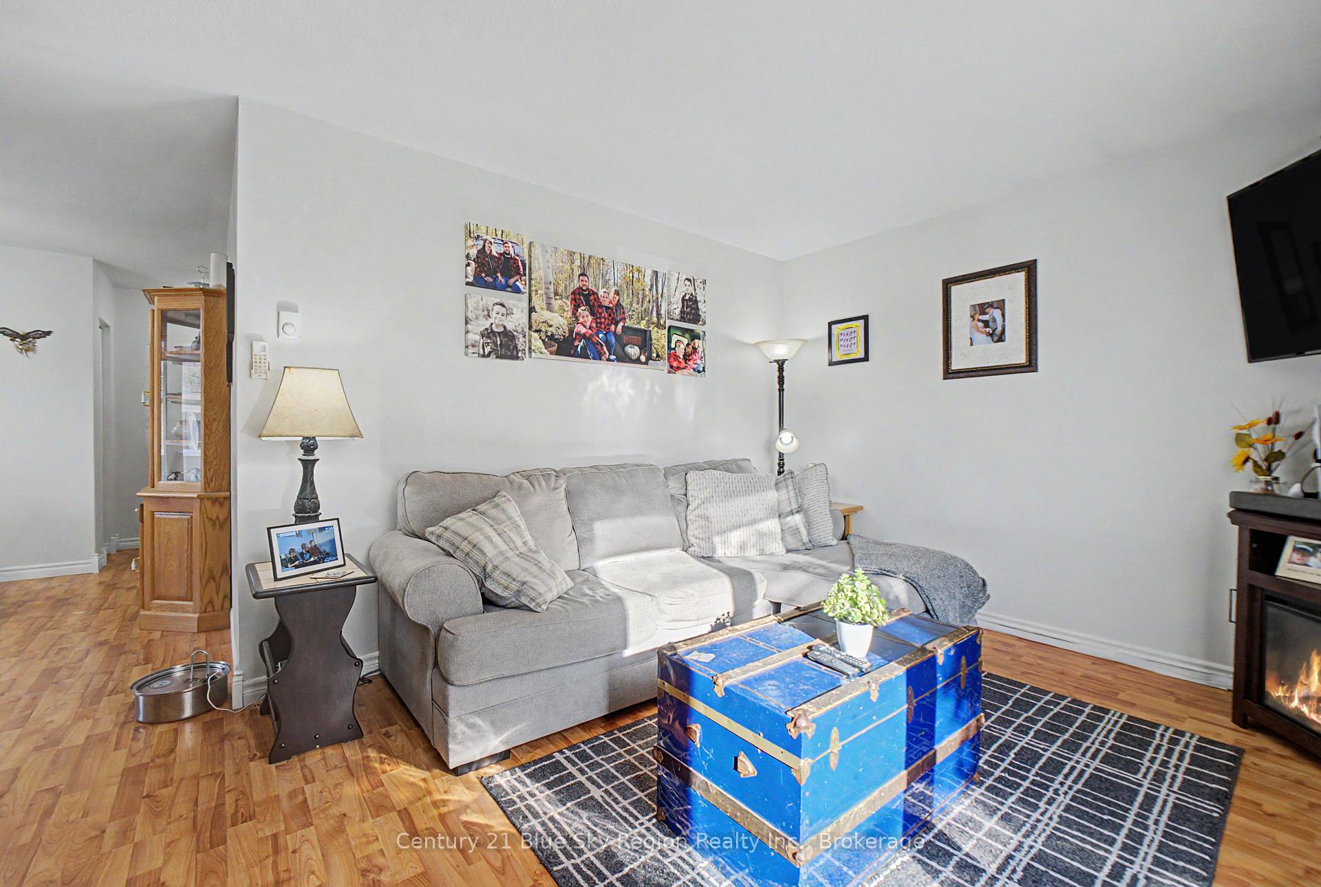 Photo 18 of 56 Southview Crescent, North Bay, College Heights — HOMEH