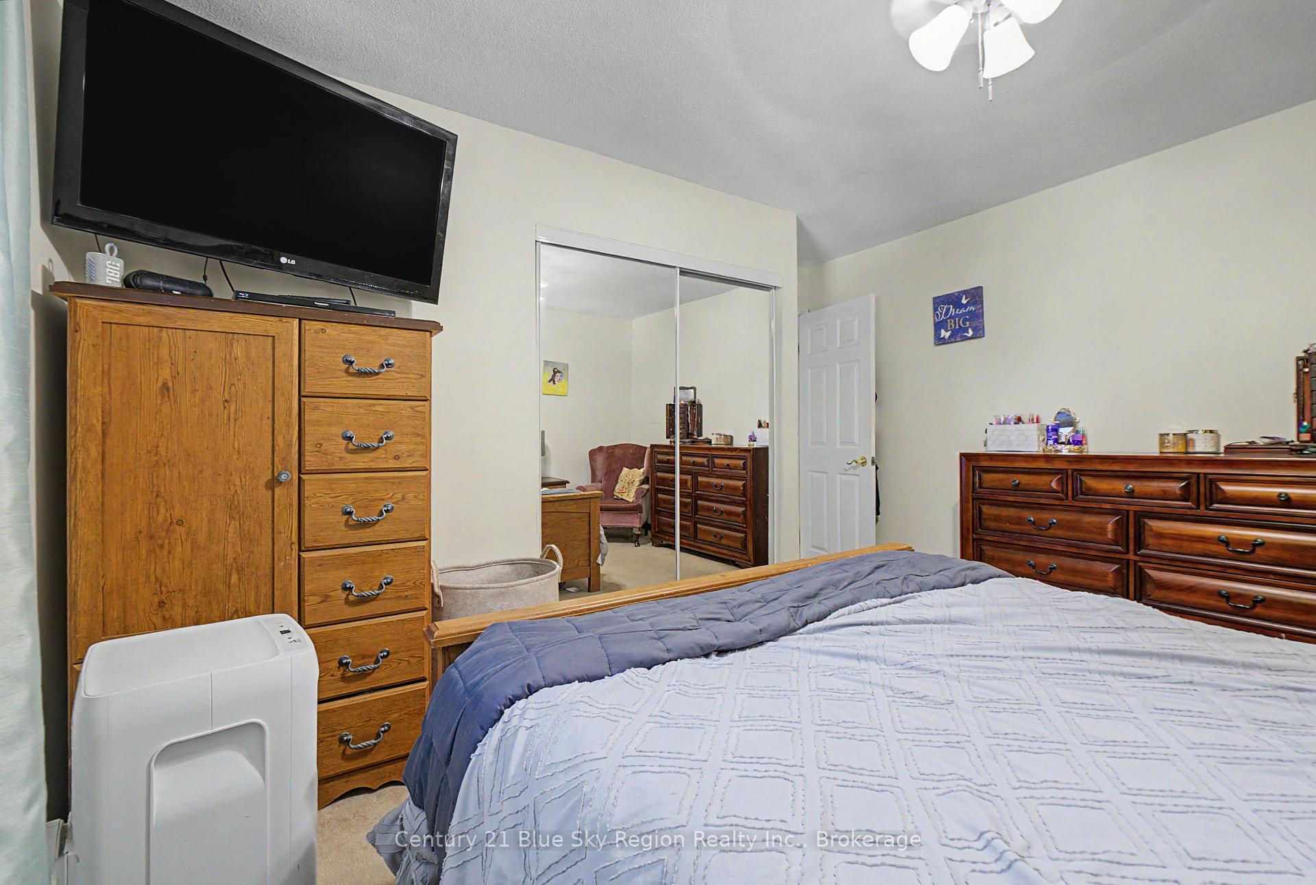 Photo 20 of 56 Southview Crescent, North Bay, College Heights — HOMEH