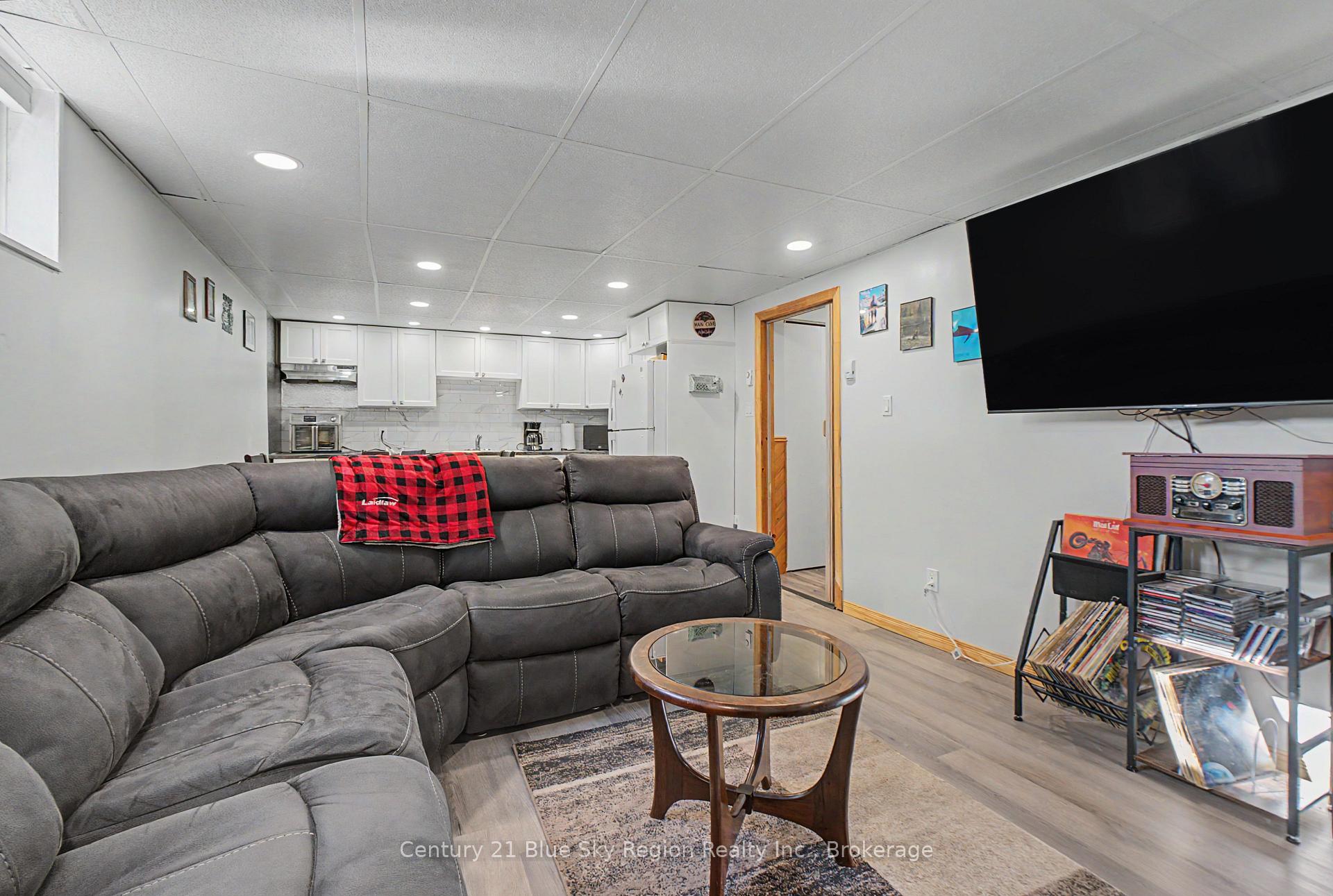 Photo 30 of 56 Southview Crescent, North Bay, College Heights — HOMEH