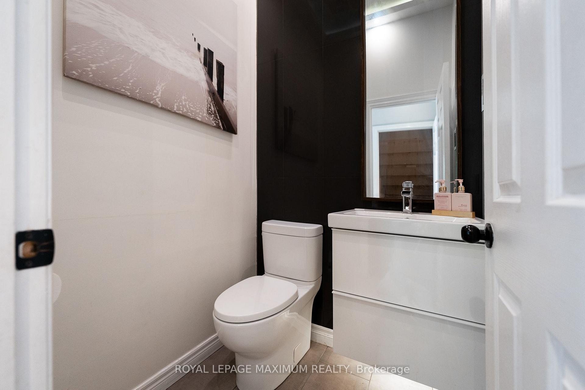 Photo 11 of 5221 Garland Crescent, Burlington, Orchard — HOMEH