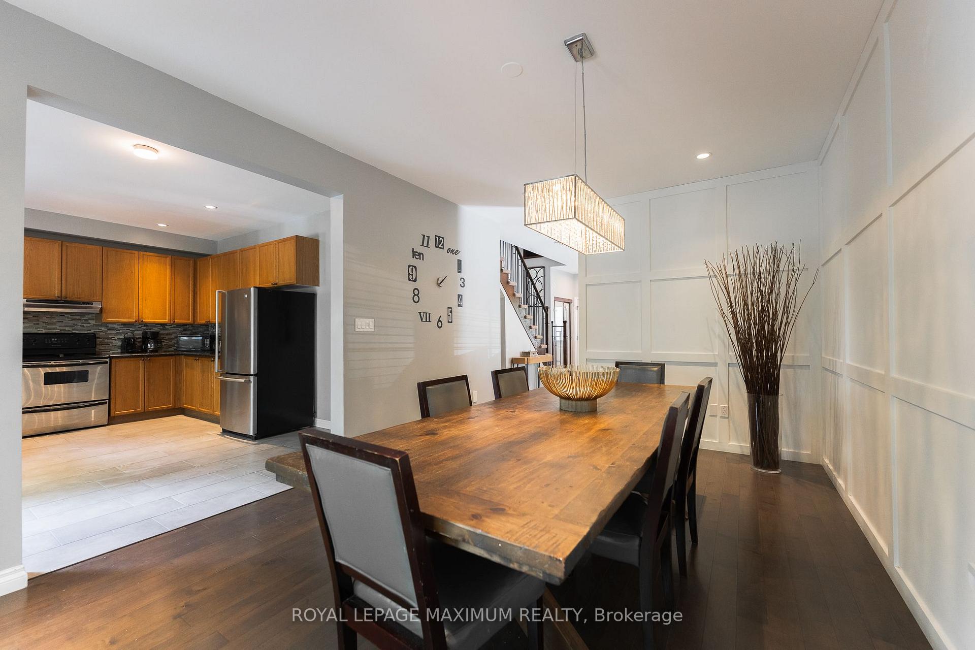 Photo 13 of 5221 Garland Crescent, Burlington, Orchard — HOMEH