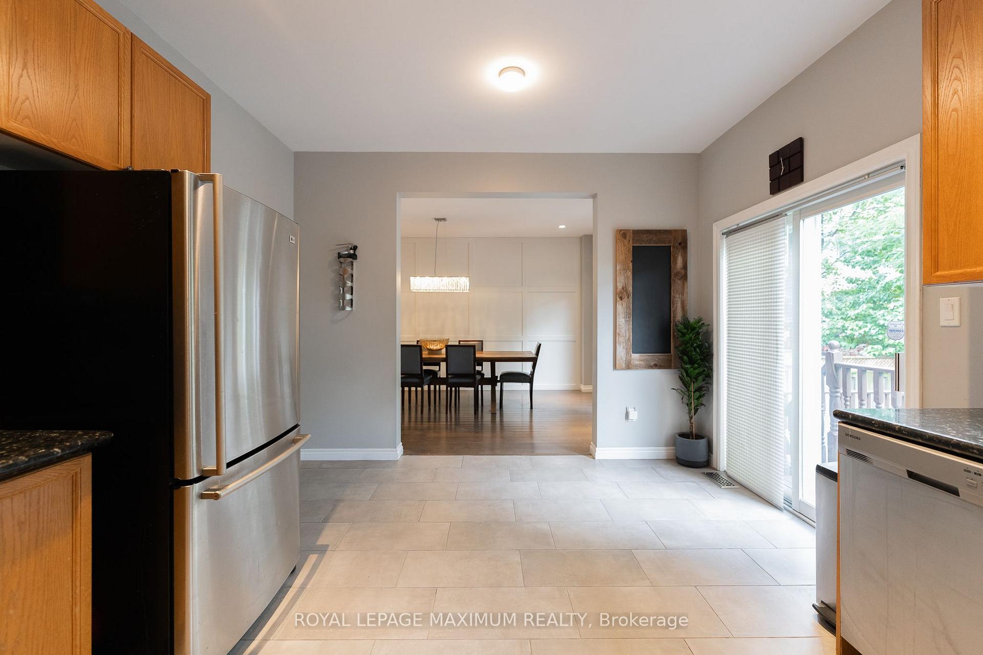 Photo 17 of 5221 Garland Crescent, Burlington, Orchard — HOMEH