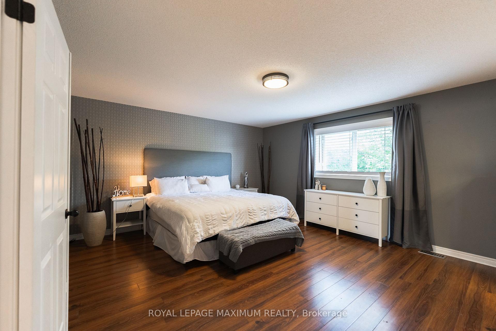 Photo 21 of 5221 Garland Crescent, Burlington, Orchard — HOMEH