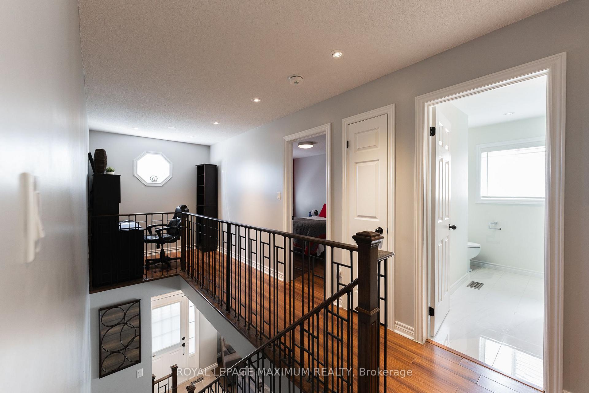 Photo 25 of 5221 Garland Crescent, Burlington, Orchard — HOMEH