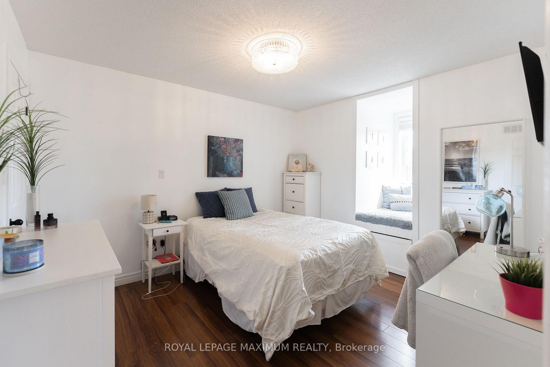 Photo 29 of 5221 Garland Crescent, Burlington, Orchard — HOMEH