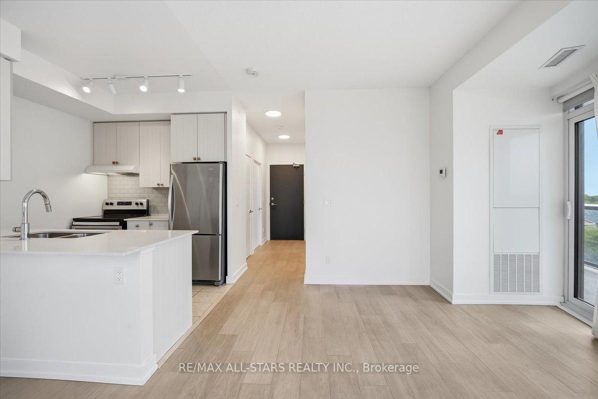 Photo 9 of Unit 824, 8 Trent Avenue, Toronto, East End-Danforth — HOMEH